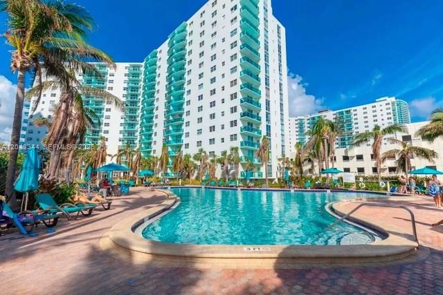 Photo of 3801 Ocean Dr  #11M, Hollywood, Florida, 33019 - 