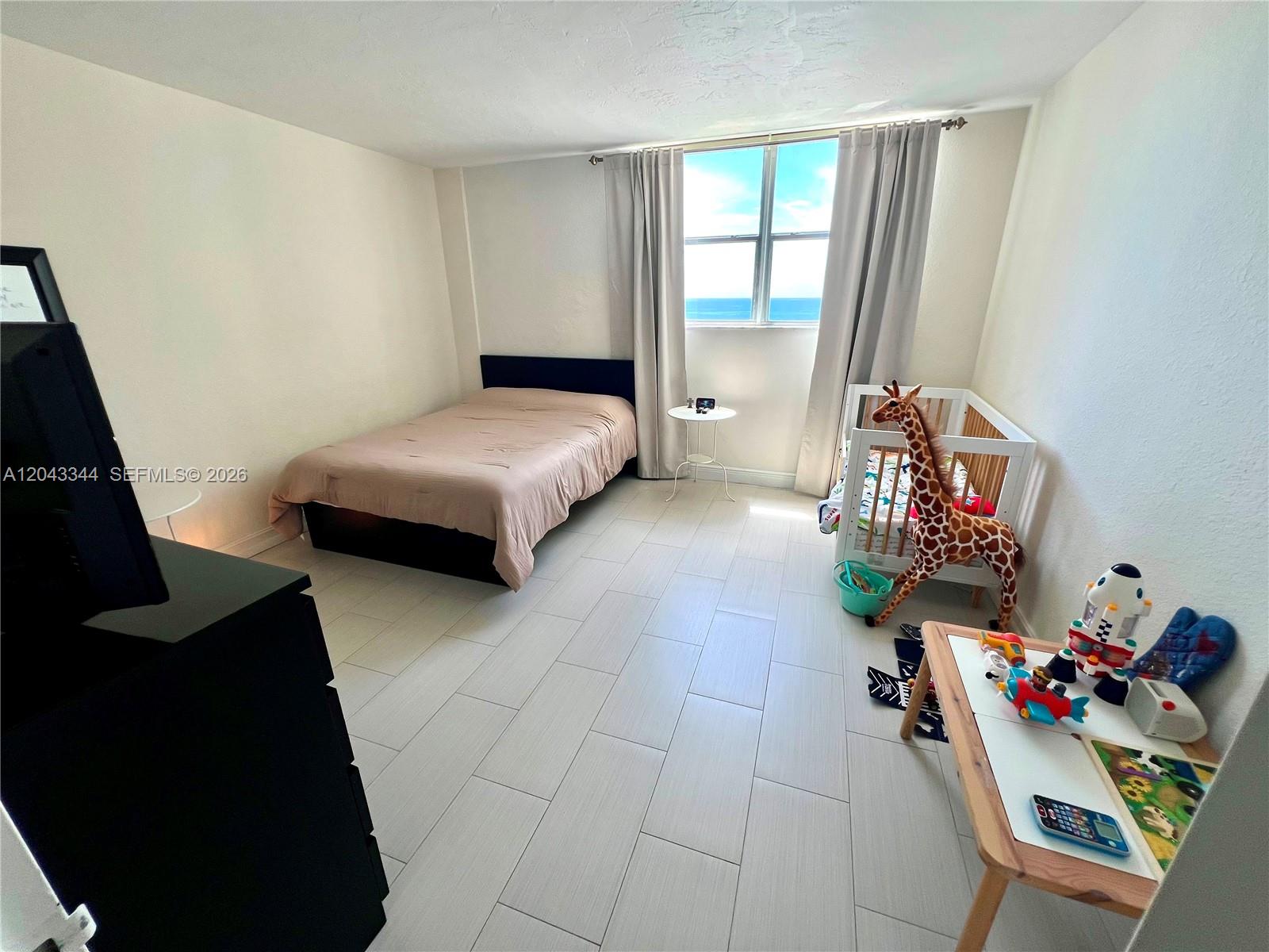 Photo of 3801 Ocean Dr  #11M, Hollywood, Florida, 33019 - 