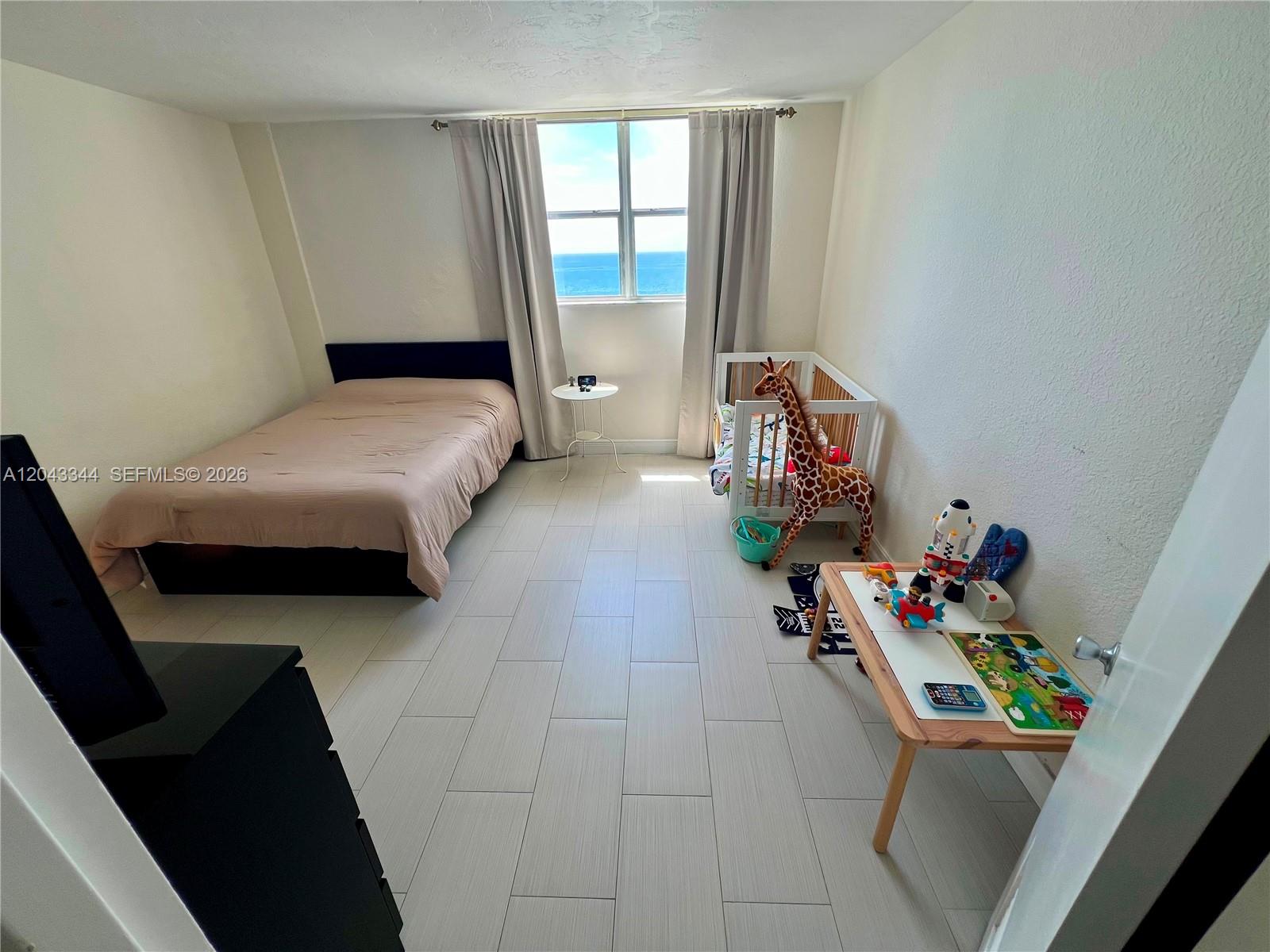 Photo of 3801 Ocean Dr  #11M, Hollywood, Florida, 33019 - 