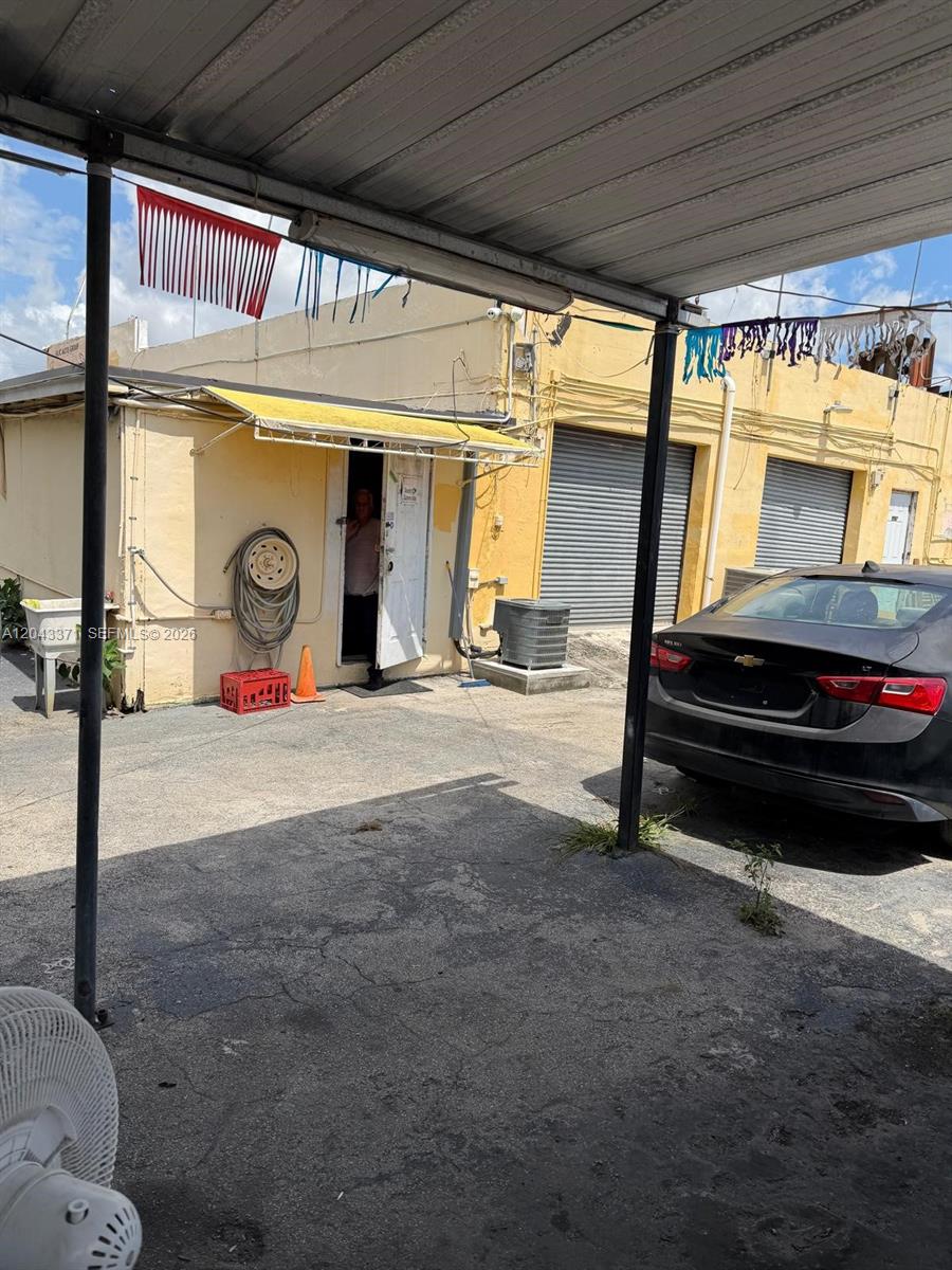   /   sq. ft. $ 2026-06-25 0 foto