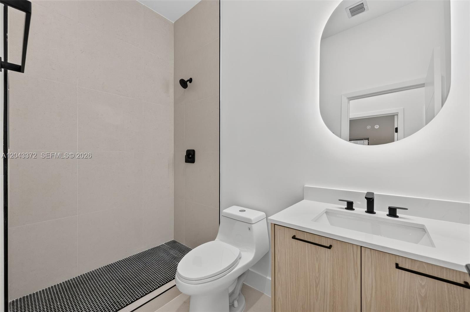   /  0 sq. ft. $ 2026-06-25 0 foto