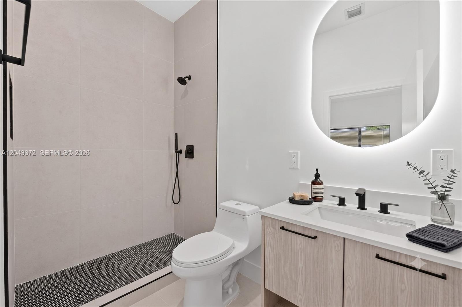   /  0 sq. ft. $ 2026-06-25 0 foto