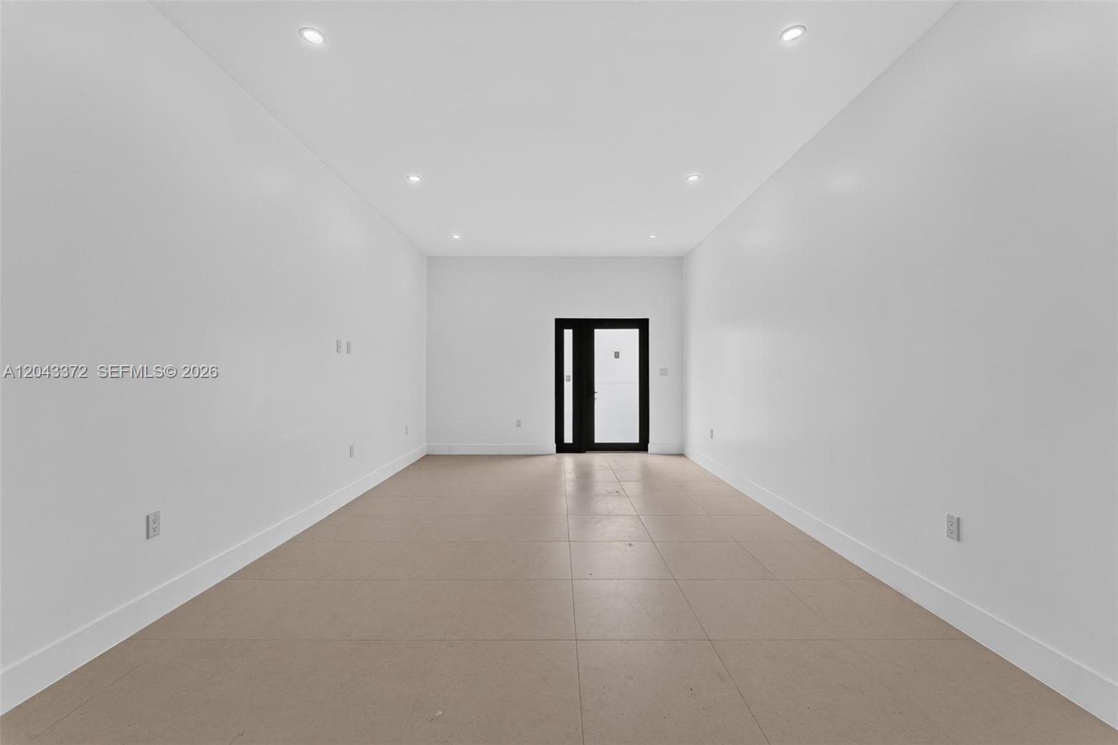   /  0 sq. ft. $ 2026-06-25 0 foto
