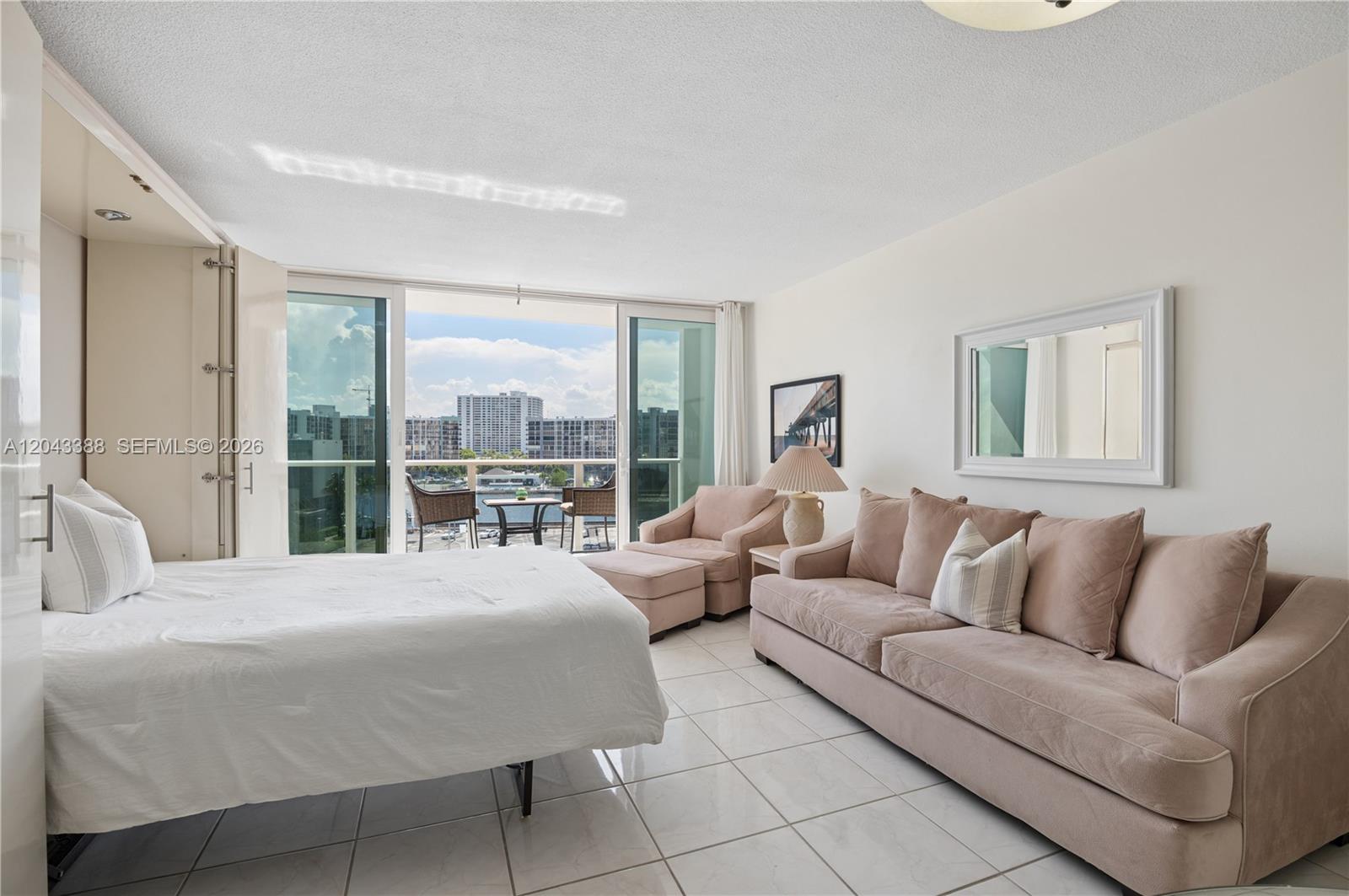 Photo of 3505 OCEAN DR  #604, Hollywood, Florida, 33019 - 