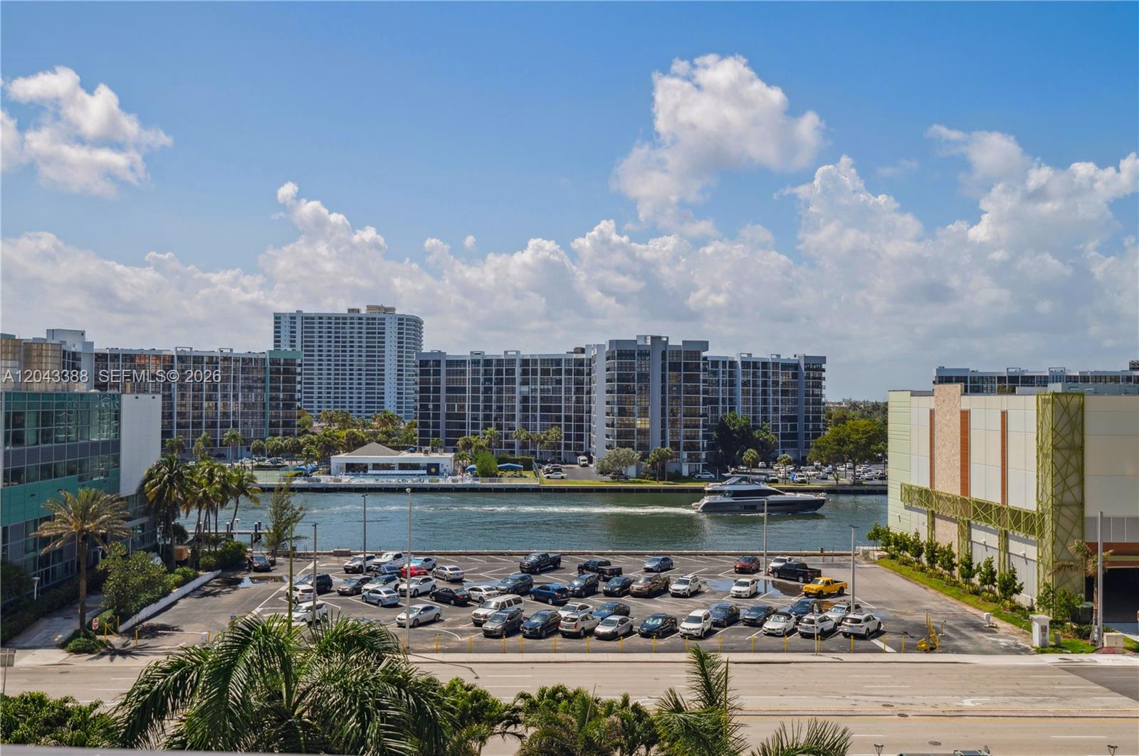 Photo of 3505 OCEAN DR  #604, Hollywood, Florida, 33019 - 
