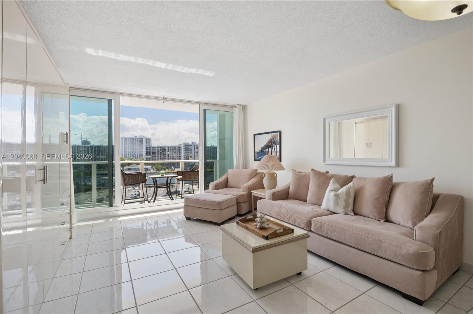 Photo of 3505 OCEAN DR  #604, Hollywood, Florida, 33019 - 