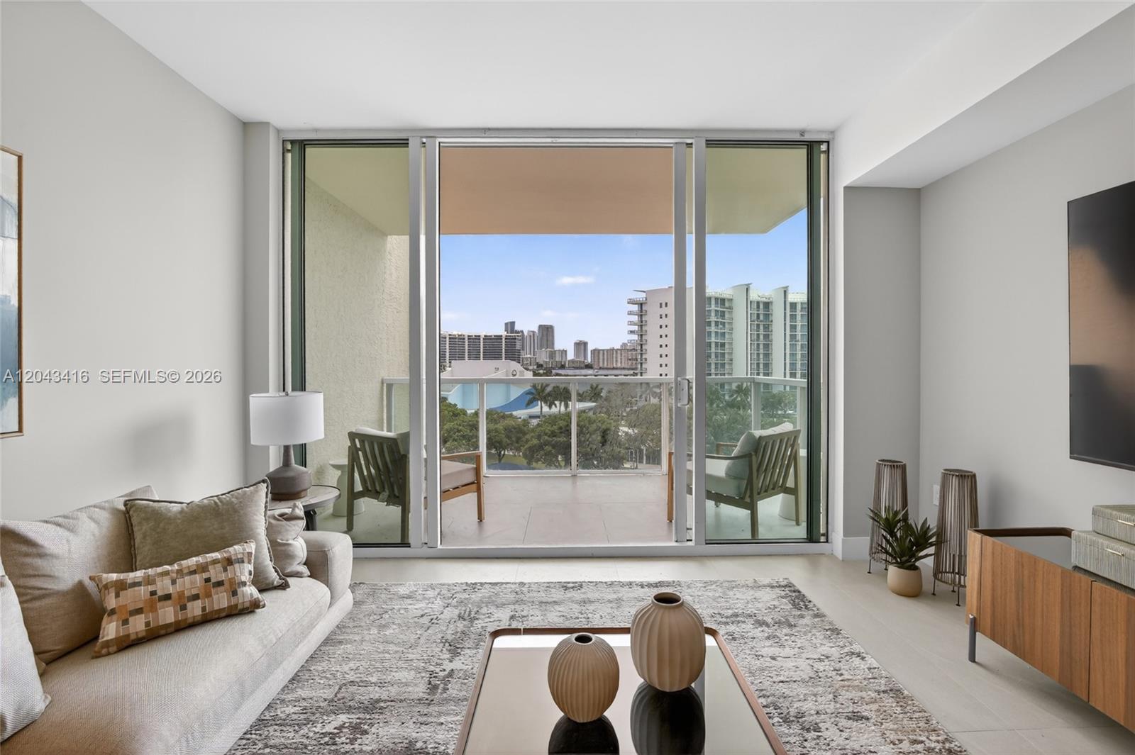 Photo of 3330 190th St  #718, Aventura, Florida, 33180 - 