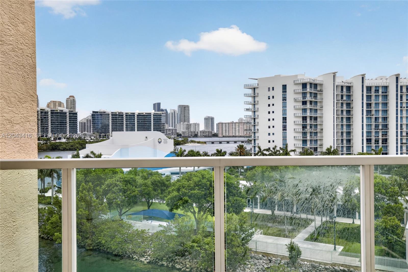 Photo of 3330 190th St  #718, Aventura, Florida, 33180 - 