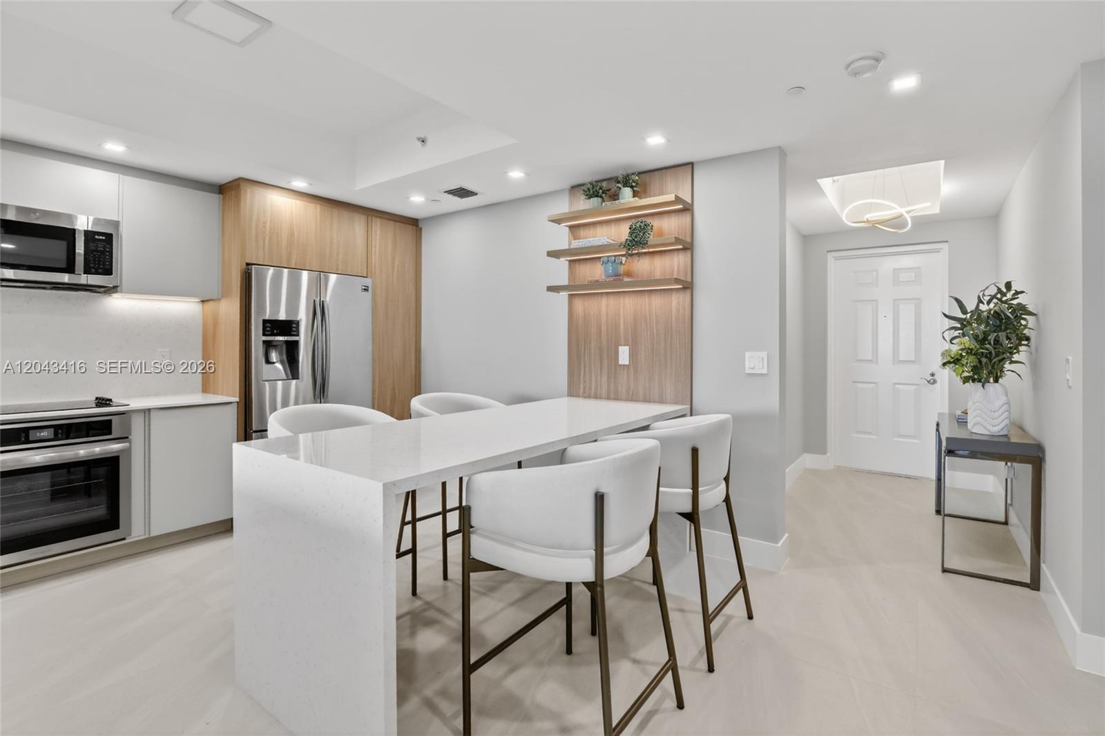 Photo of 3330 190th St  #718, Aventura, Florida, 33180 - 