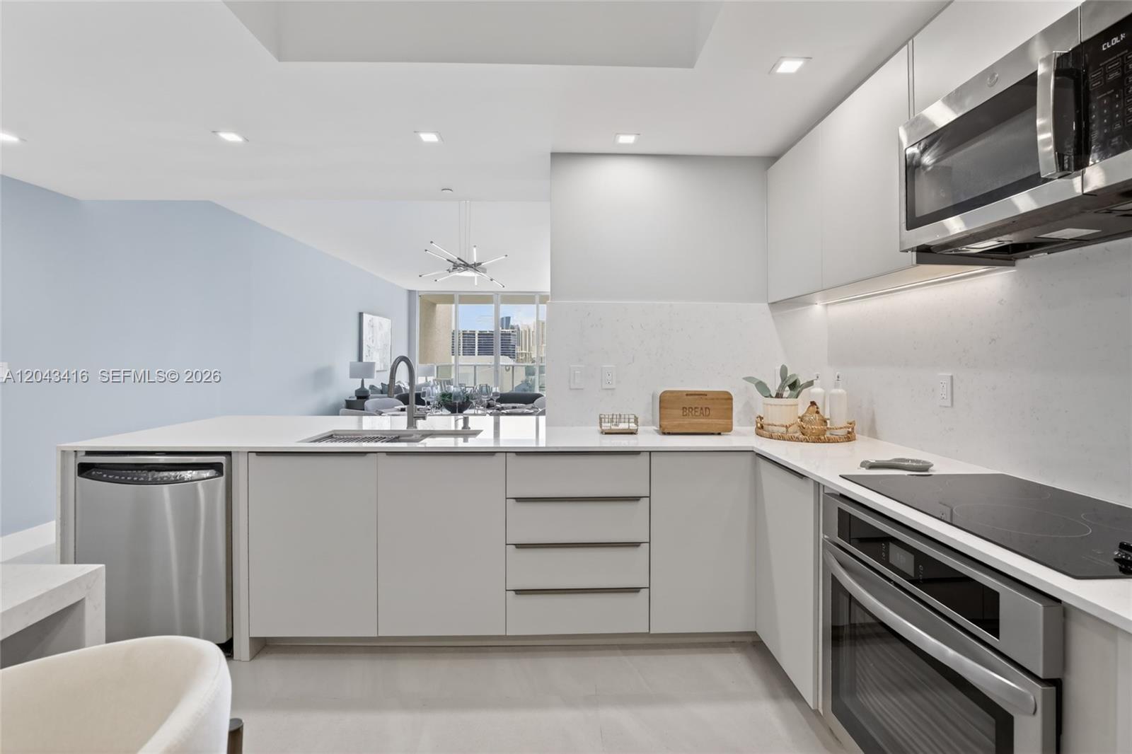 Photo of 3330 190th St  #718, Aventura, Florida, 33180 - 