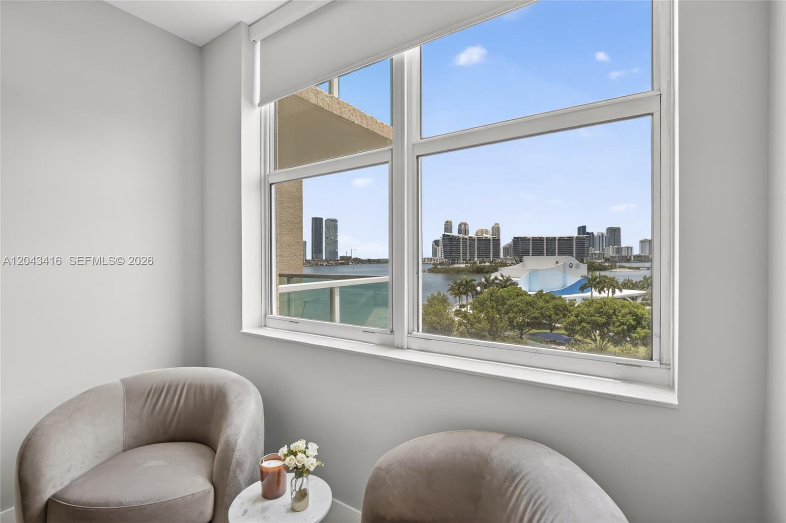 Photo of 3330 190th St  #718, Aventura, Florida, 33180 - 