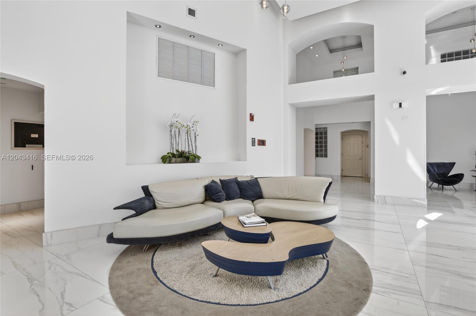 Photo of 3330 190th St  #718, Aventura, Florida, 33180 - 