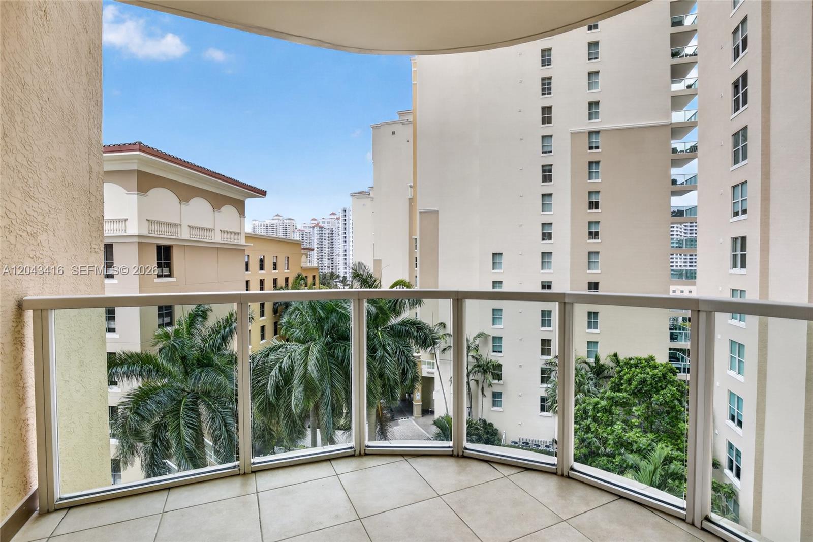Photo of 3330 190th St  #718, Aventura, Florida, 33180 - 