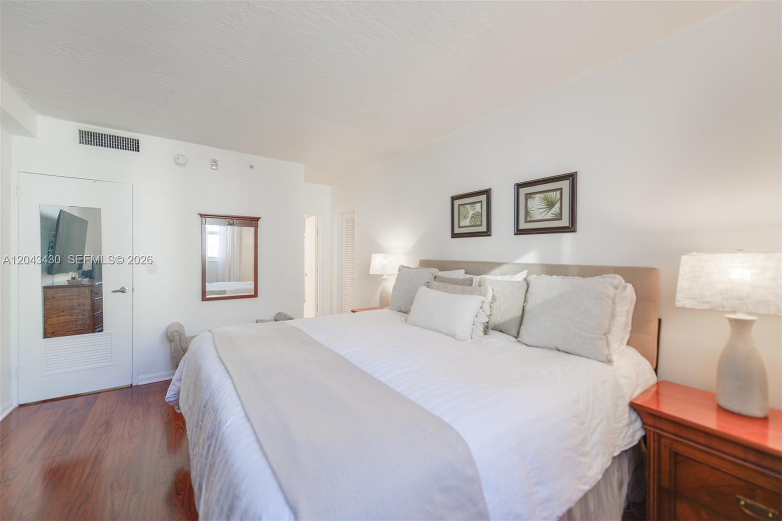 Photo of 3000 Ocean Dr  #514, Hollywood, Florida, 33019 - 
