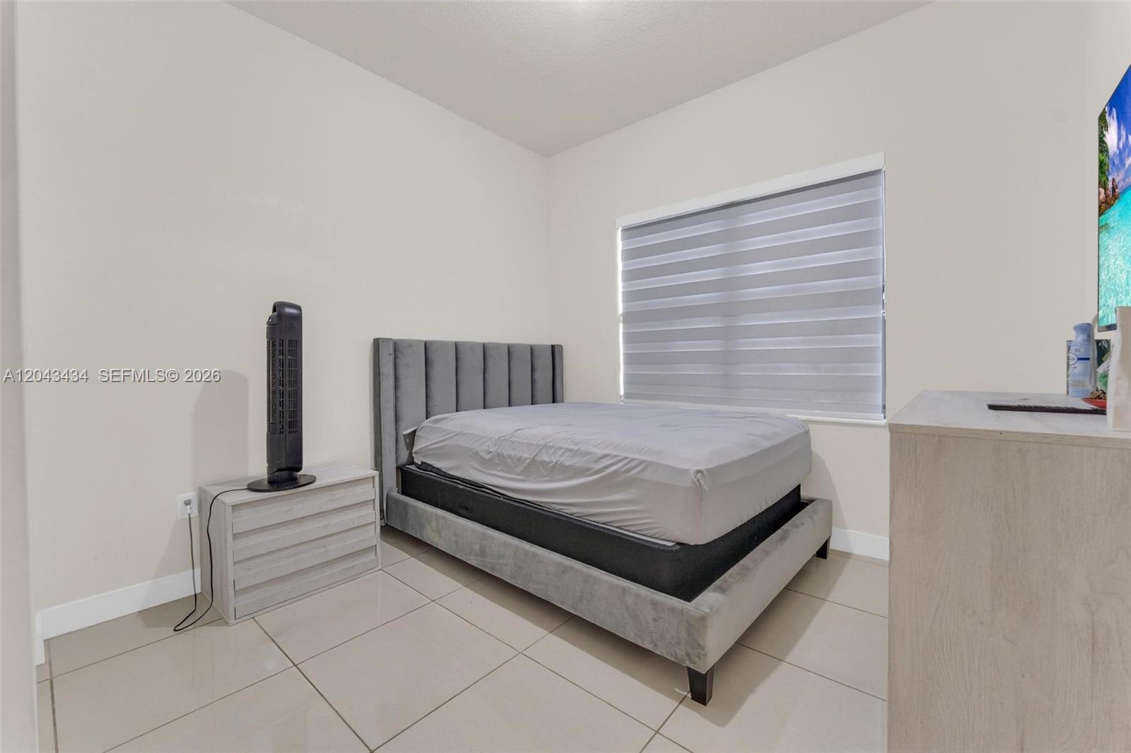 8822 5 / 4 3050 sq. ft. $ 2026-06-25 0 foto