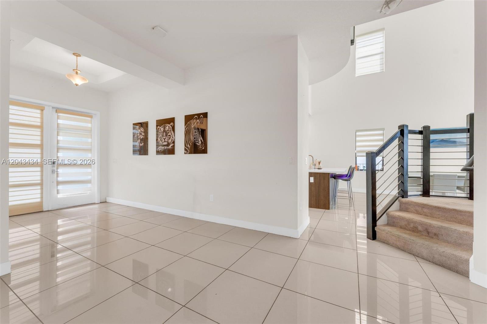 8822 5 / 4 3050 sq. ft. $ 2026-06-25 0 foto
