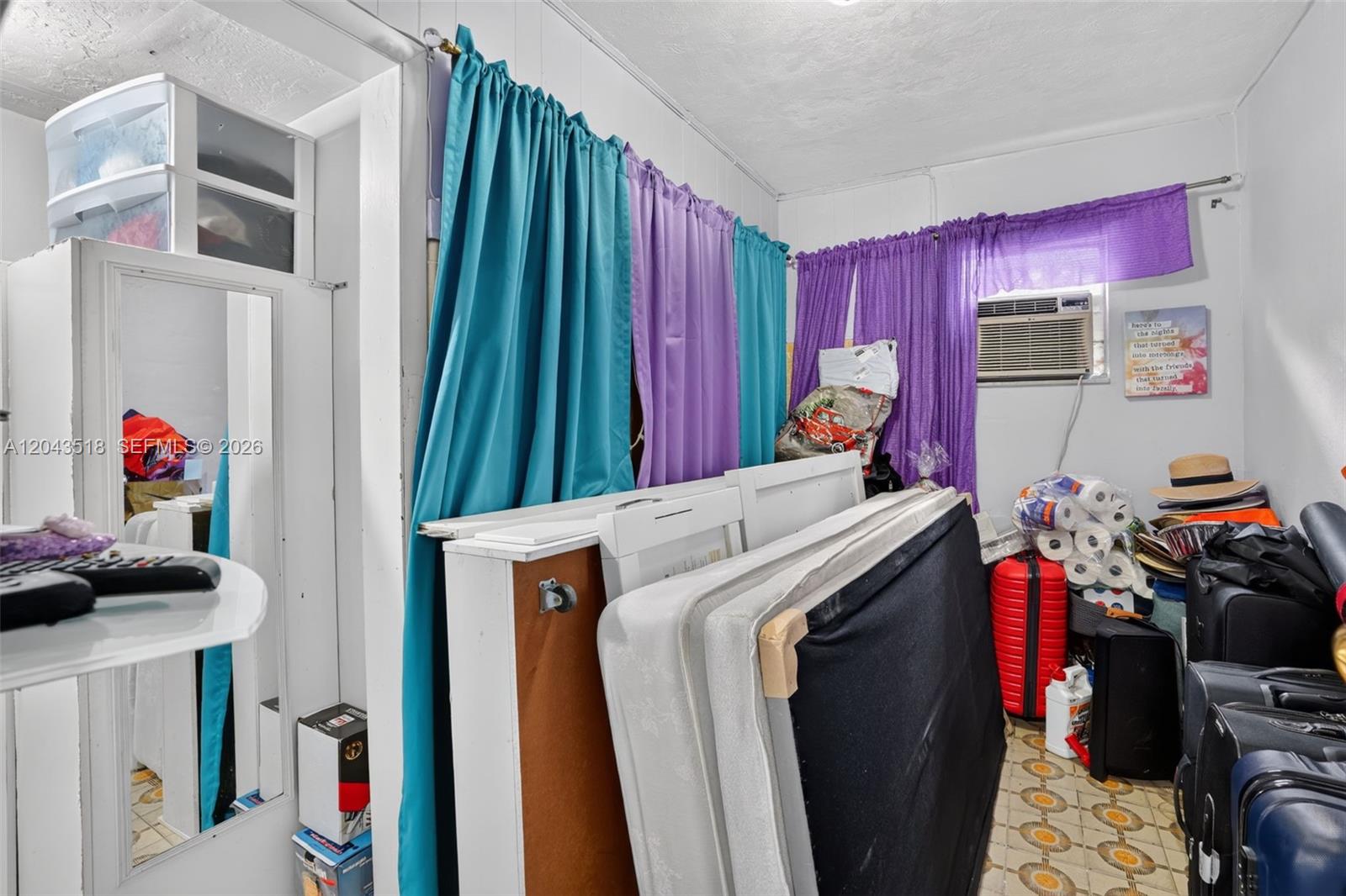 Ver detalles / 2024 sq. ft. $ 2026-06-25 0 foto