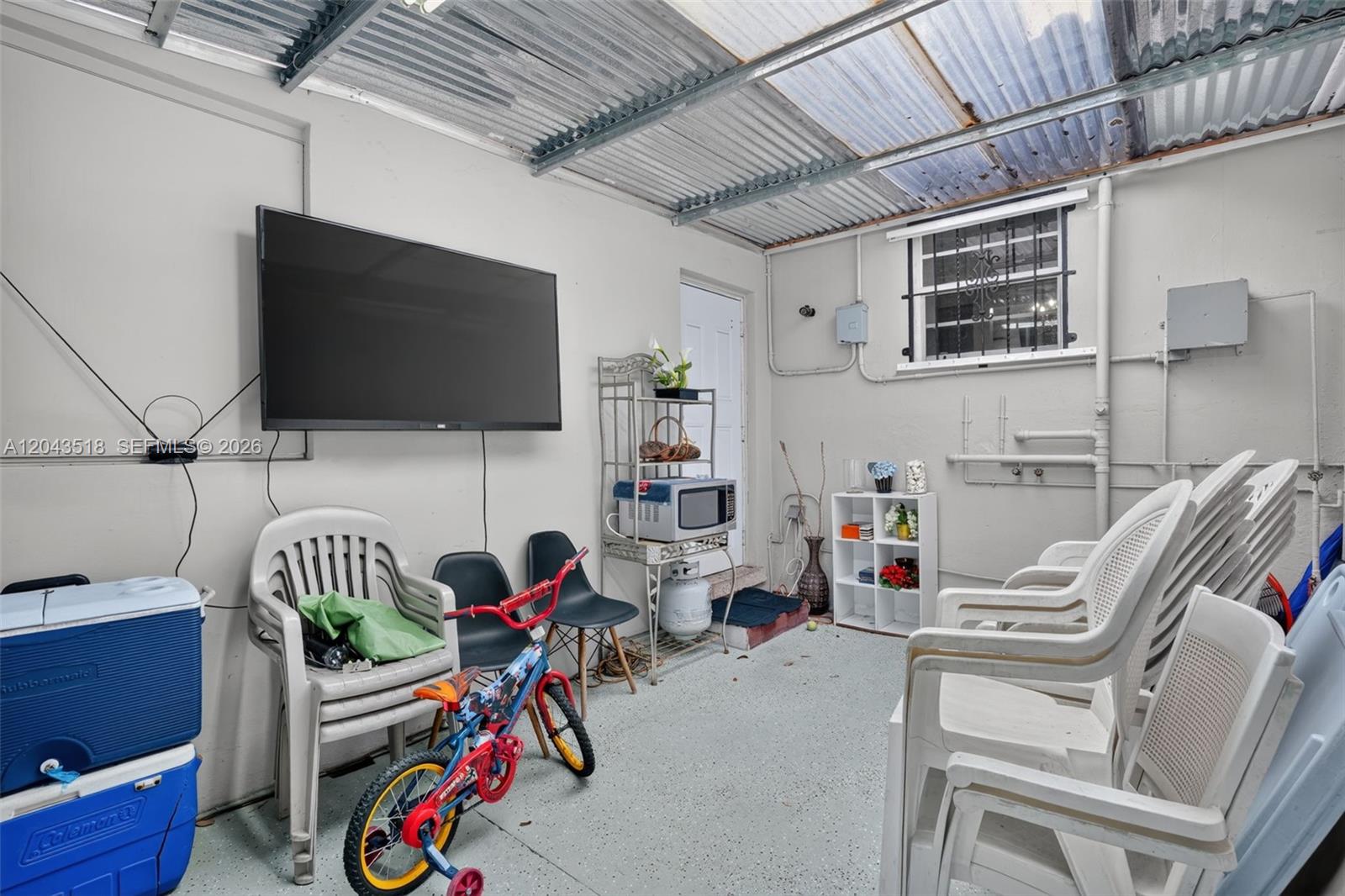 Ver detalles / 2024 sq. ft. $ 2026-06-25 0 foto