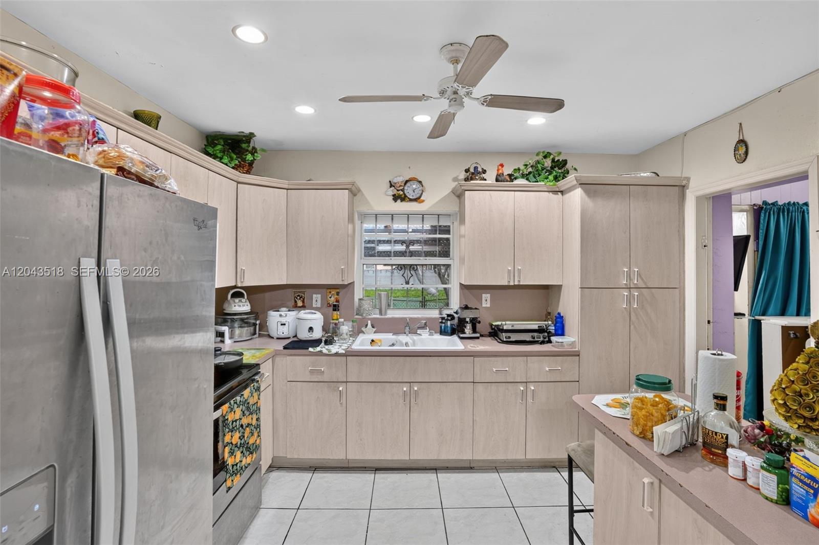Ver detalles / 2024 sq. ft. $ 2026-06-25 0 foto