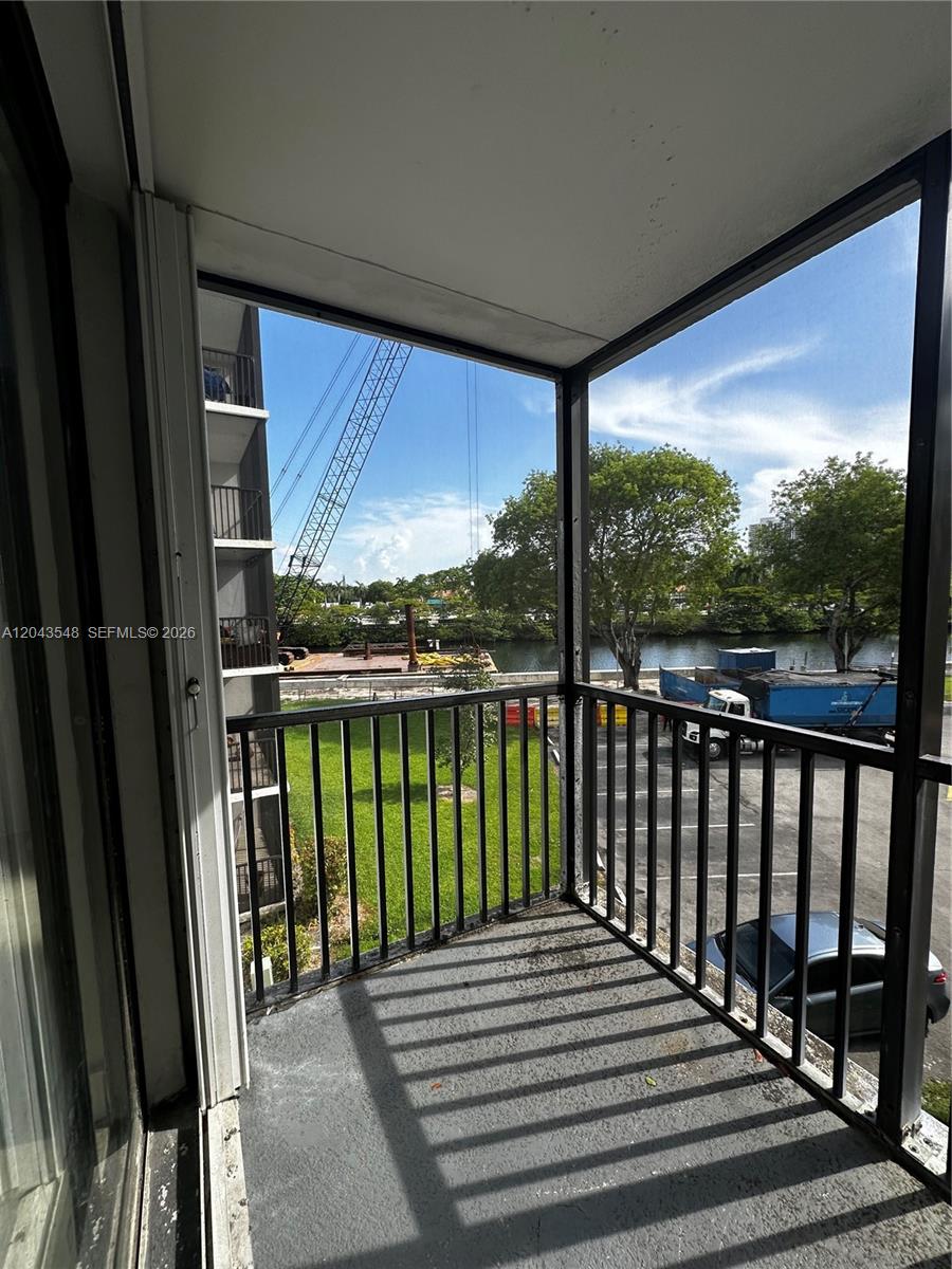 Photo of 3475 Country Club Dr  #315, Aventura, Florida, 33180 - 