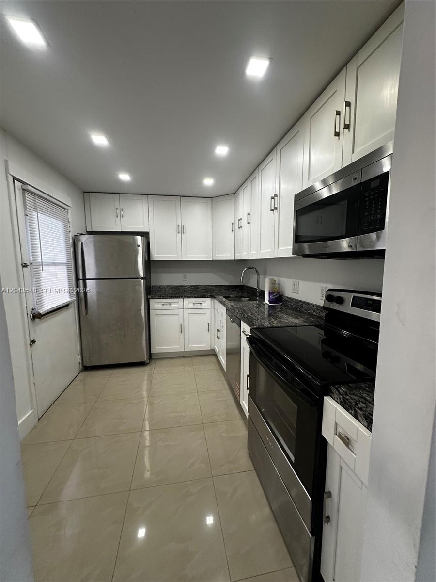 Photo of 3475 Country Club Dr  #315, Aventura, Florida, 33180 - 