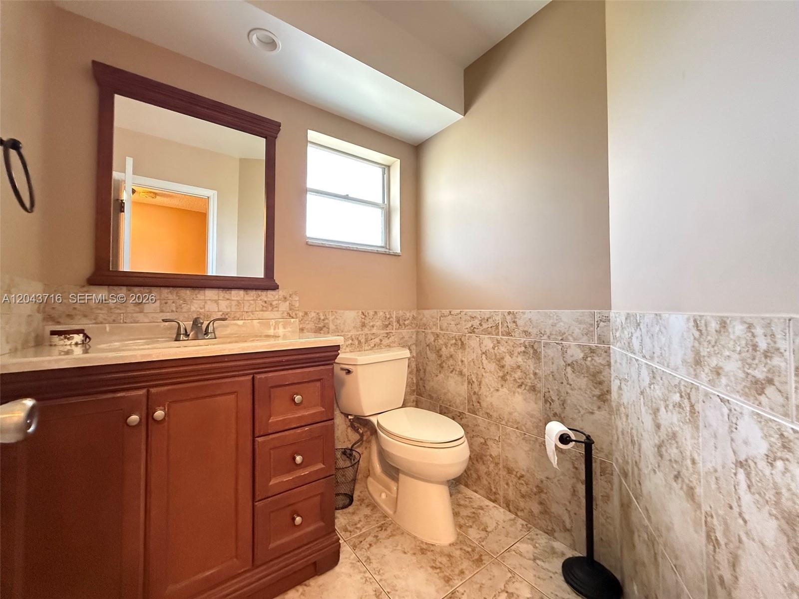 Photo of 320 12th Ave  #303, Hallandale Beach, Florida, 33009 - 