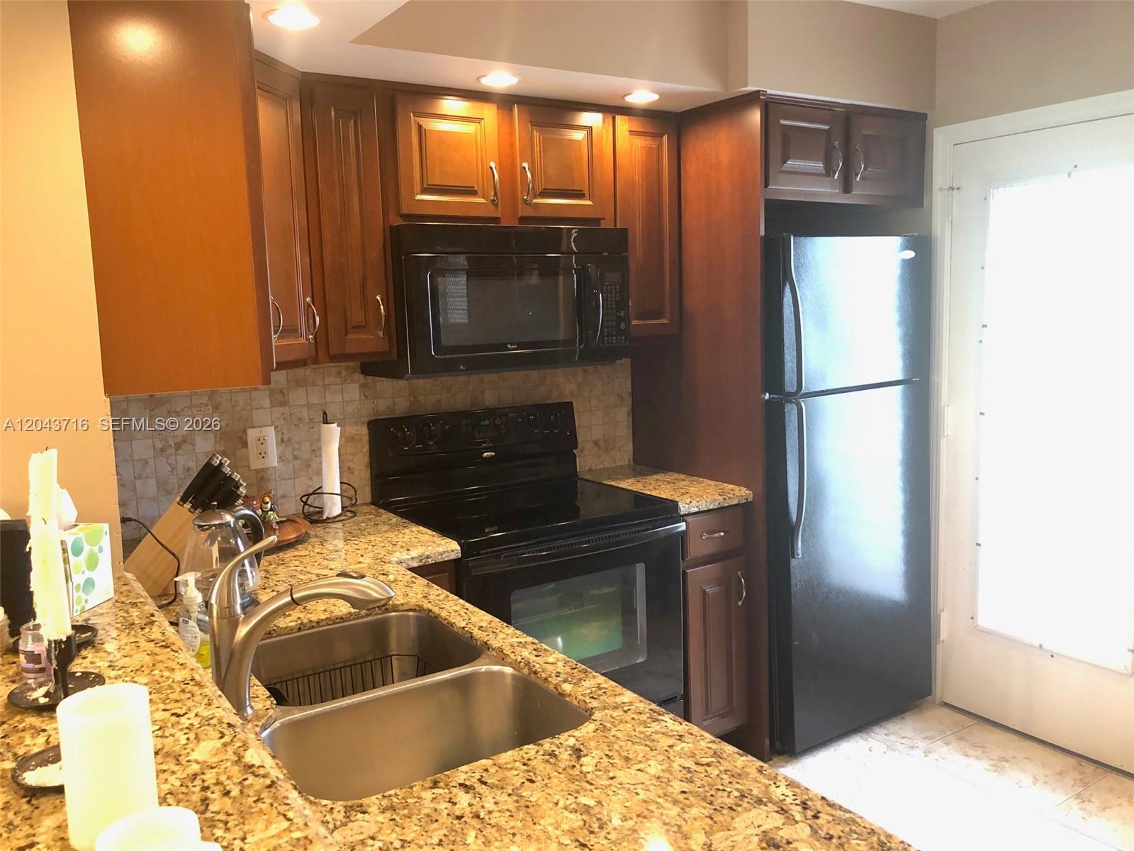 Photo of 320 12th Ave  #303, Hallandale Beach, Florida, 33009 - 