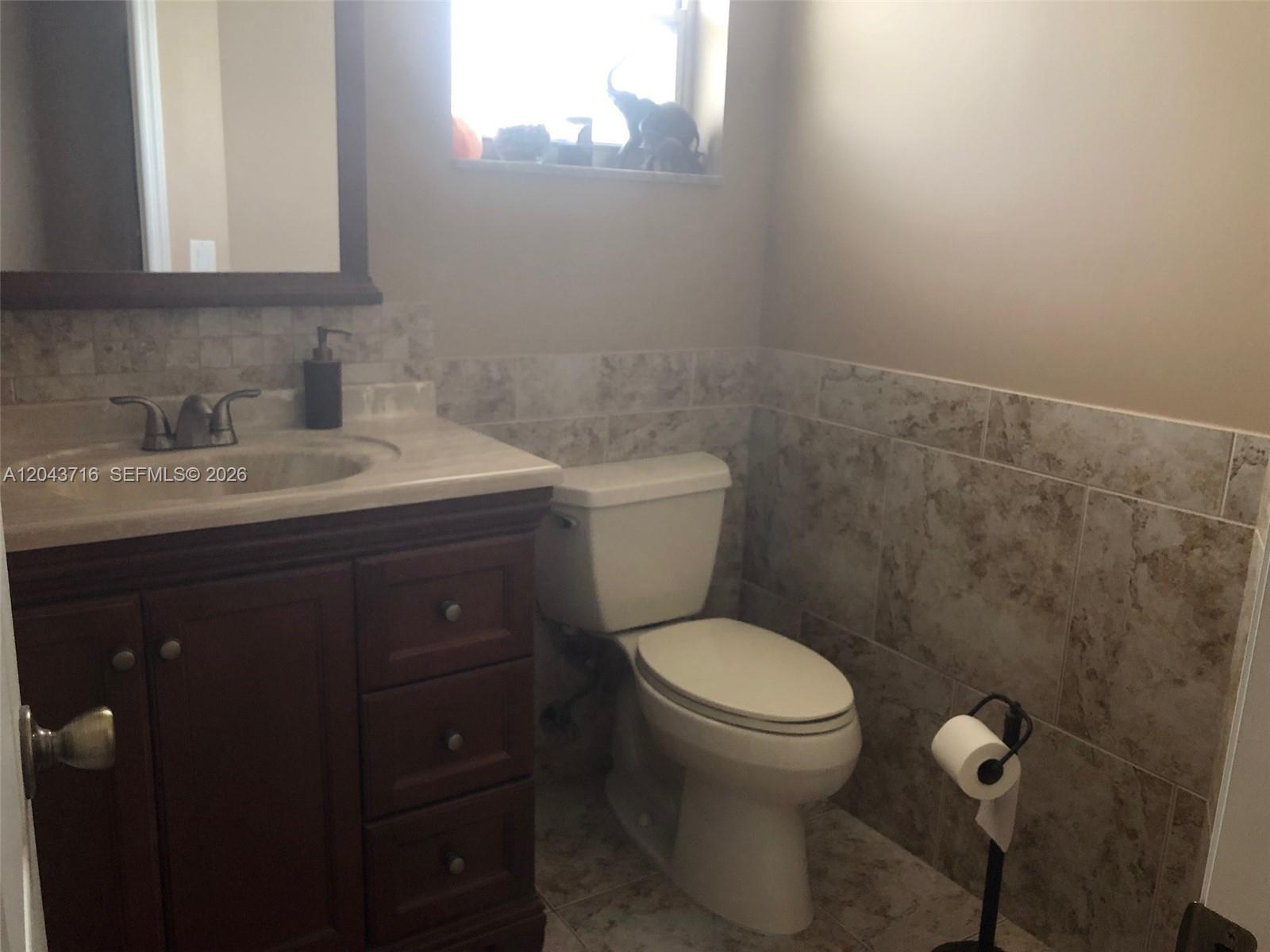Photo of 320 12th Ave  #303, Hallandale Beach, Florida, 33009 - 