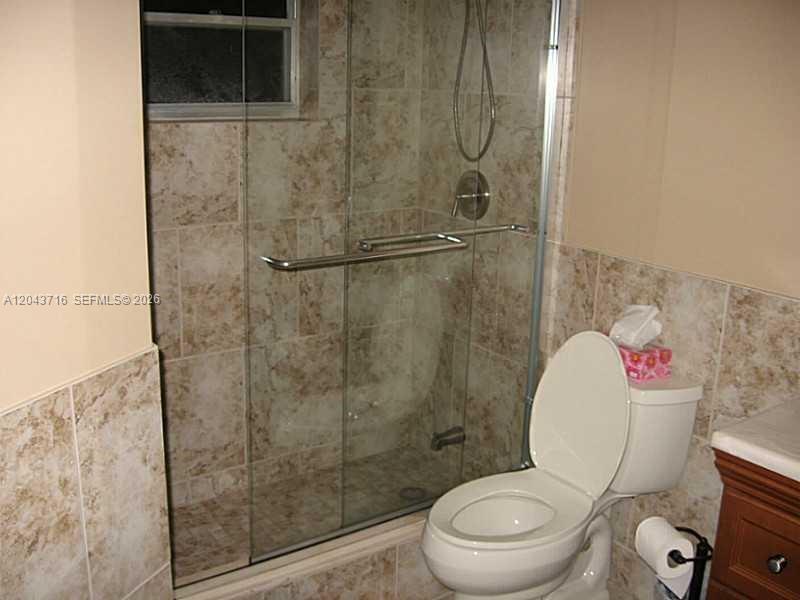 Photo of 320 12th Ave  #303, Hallandale Beach, Florida, 33009 - 