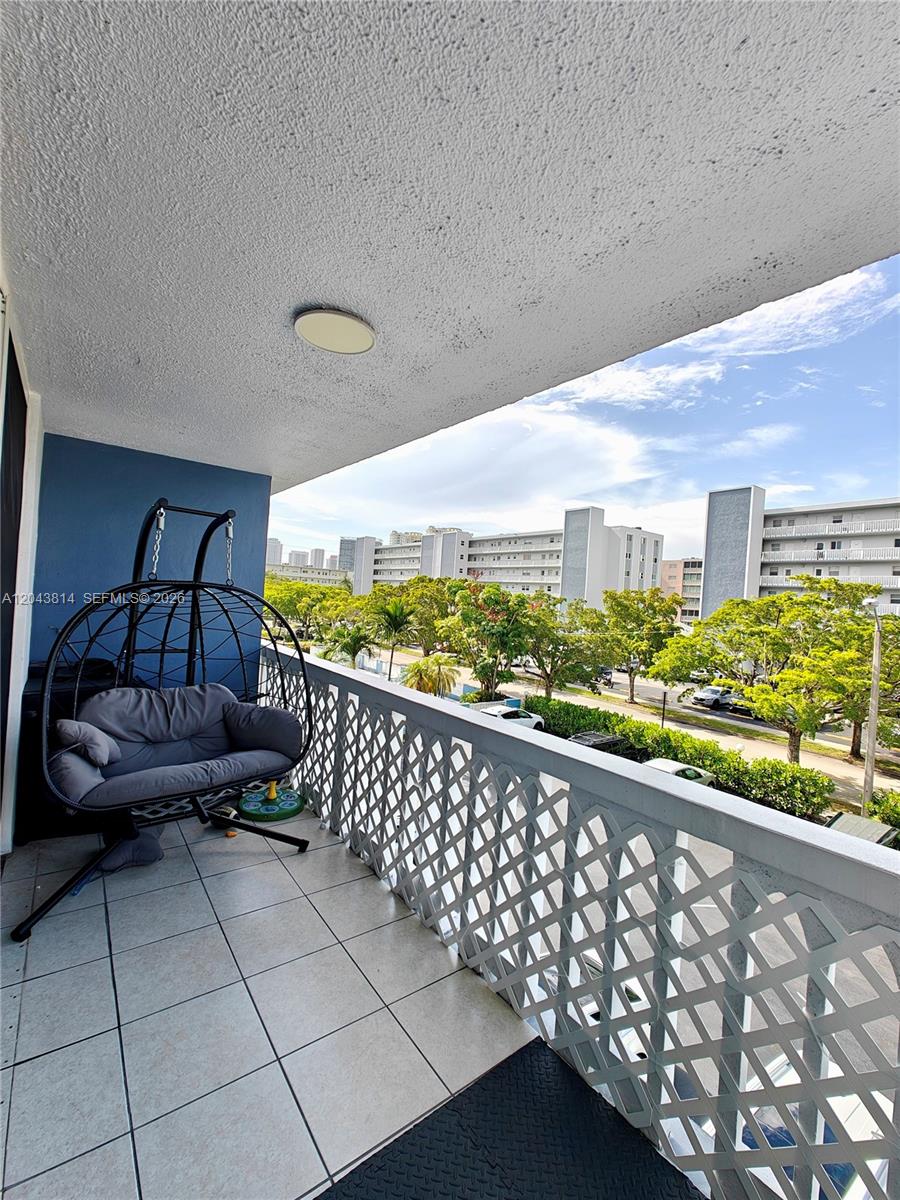 Photo of 400 12th Ave  #306, Hallandale Beach, Florida, 33009 - 
