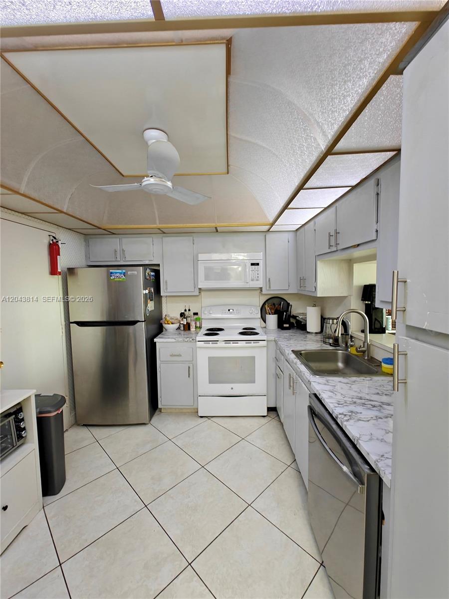 Photo of 400 12th Ave  #306, Hallandale Beach, Florida, 33009 - 