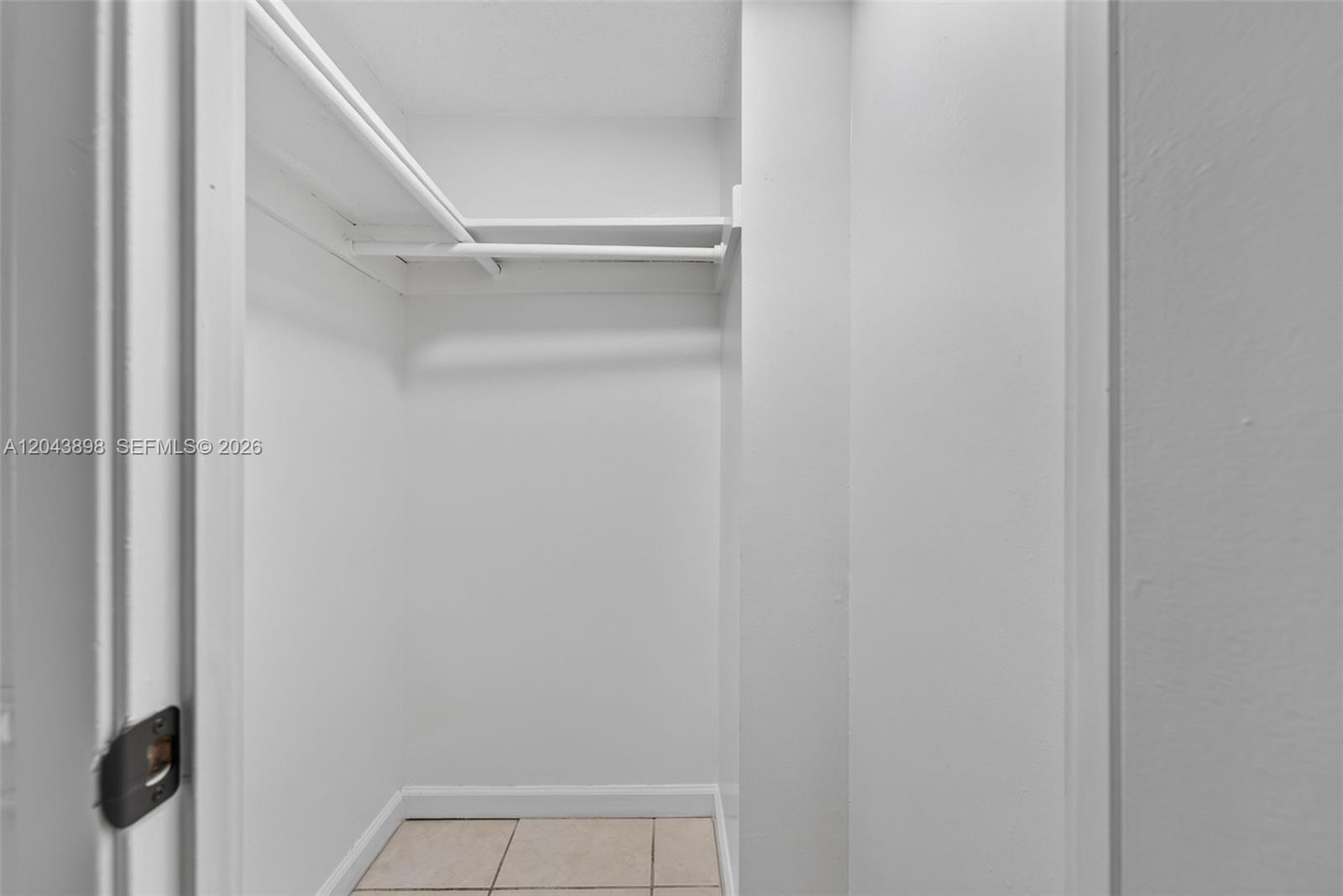 See details 100-2 2 / 2 1315 sq. ft. $ 2026-06-26 0 Photo