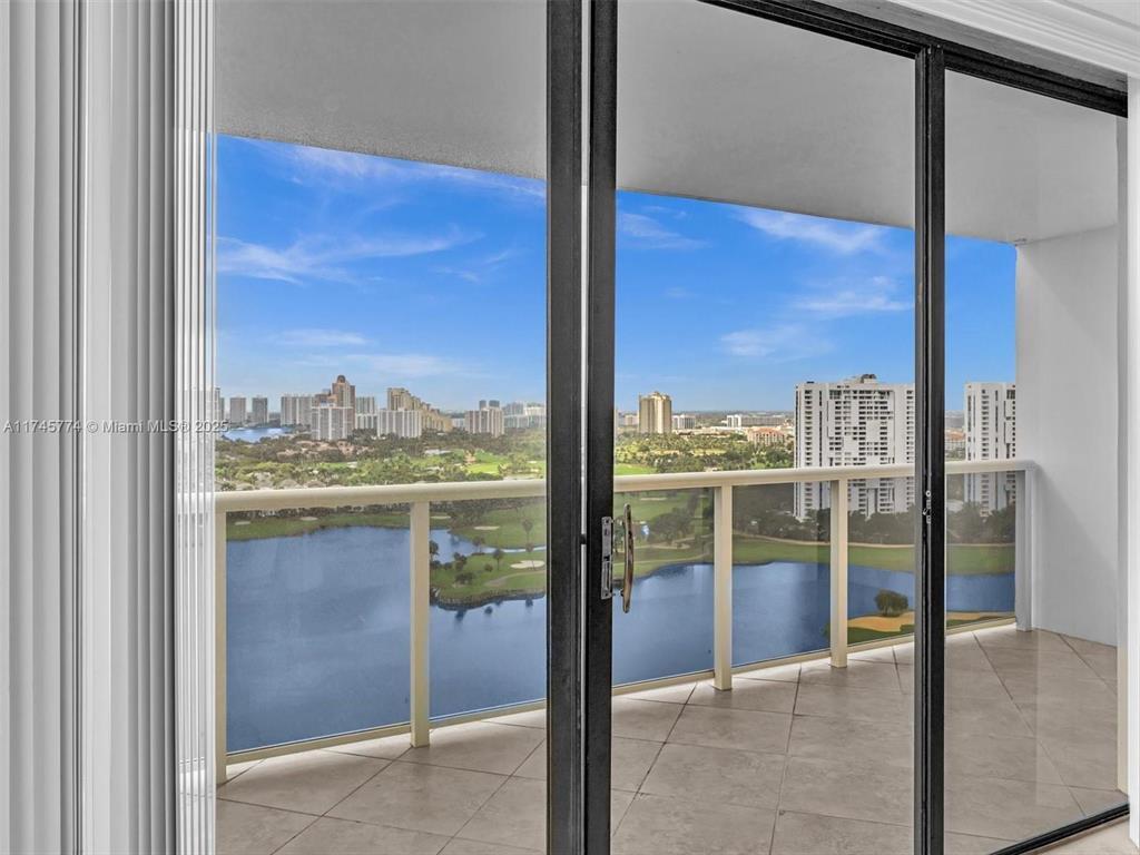 Photo of 3675 Country Club #2405, Aventura, Florida, 33180 - r24
