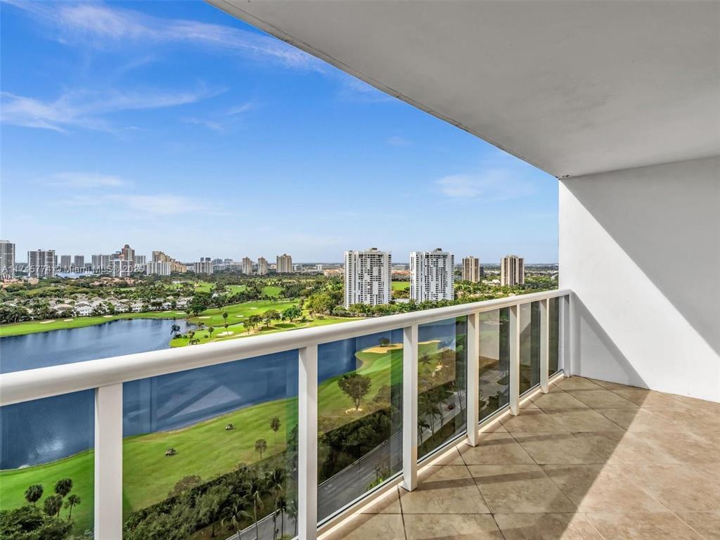 Photo of 3675 Country Club #2405, Aventura, Florida, 33180 - r27