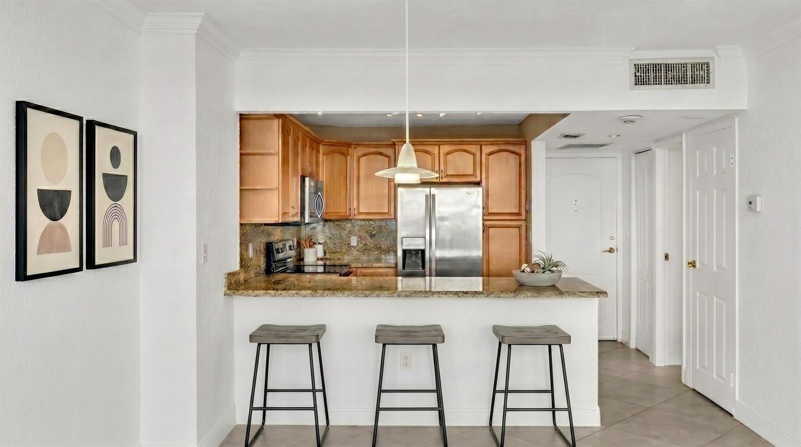 Photo of 3675 Country Club #2405, Aventura, Florida, 33180 - R8