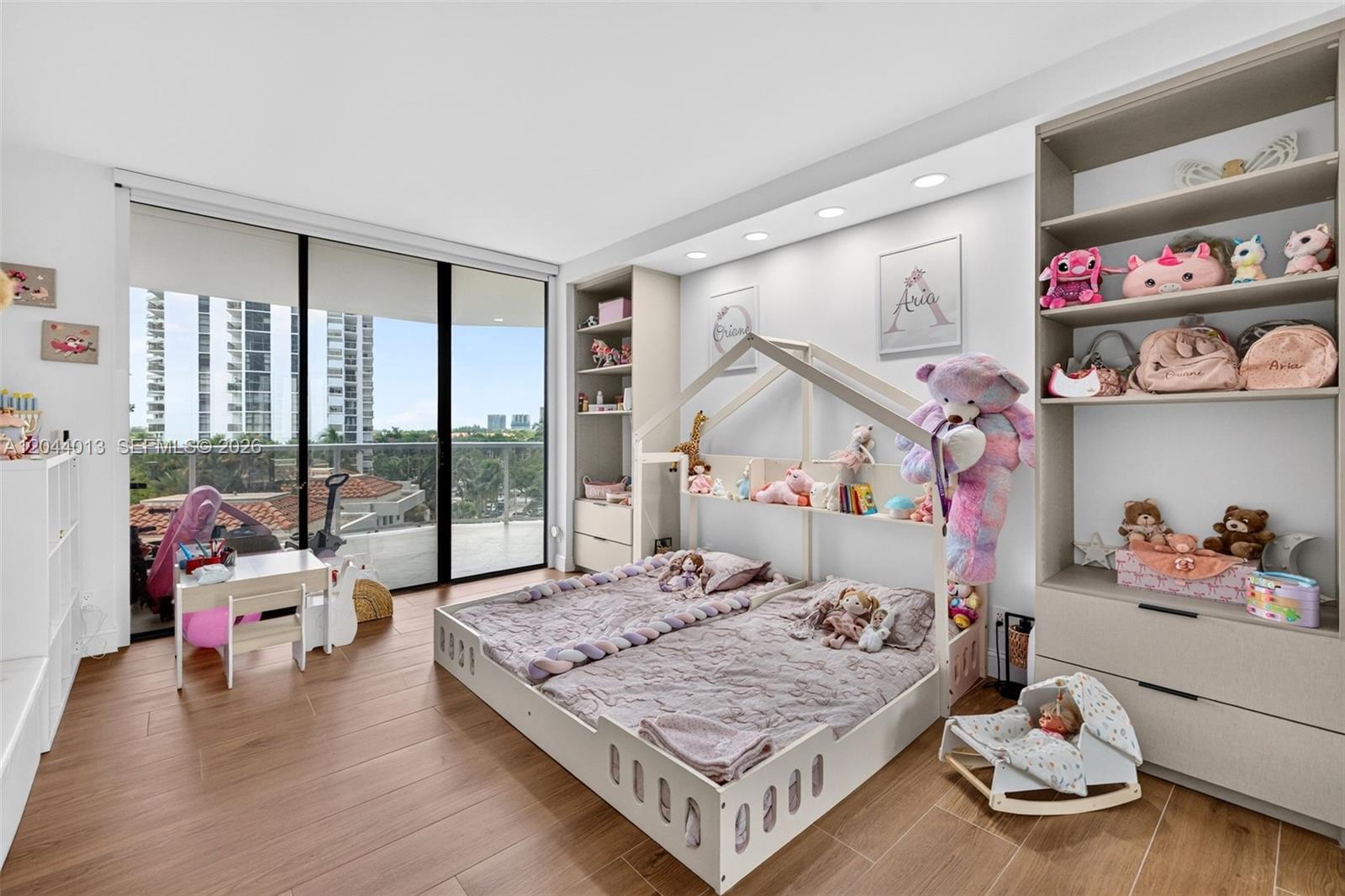 Photo of 20281 Country Club Dr  #407, Aventura, Florida, 33180 - 