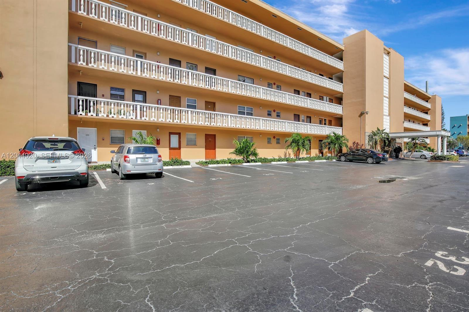 Photo of 219 14th Ave  #306, Hallandale Beach, Florida, 33009 - 