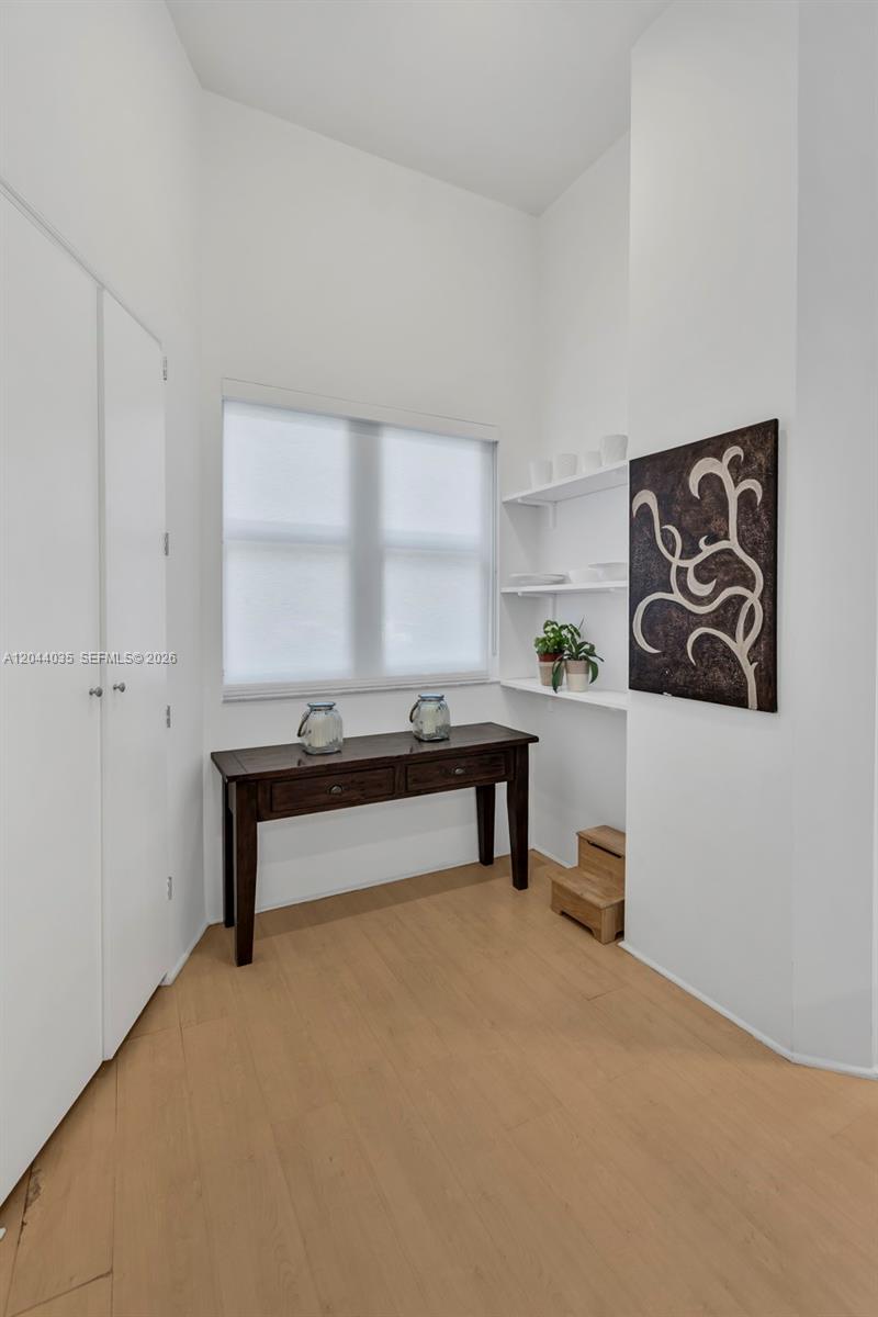 Photo of 20000 Country Club Dr  #108, Aventura, Florida, 33180 - 