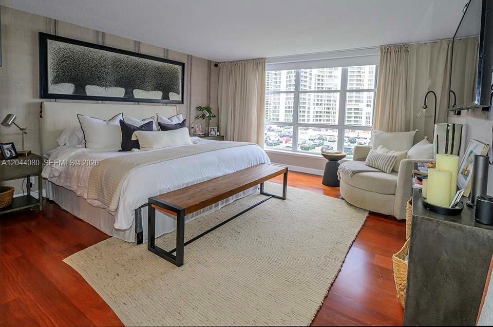 Photo of 3600 Mystic Pointe Dr  #718, Aventura, Florida, 33180 - Master Bedroom