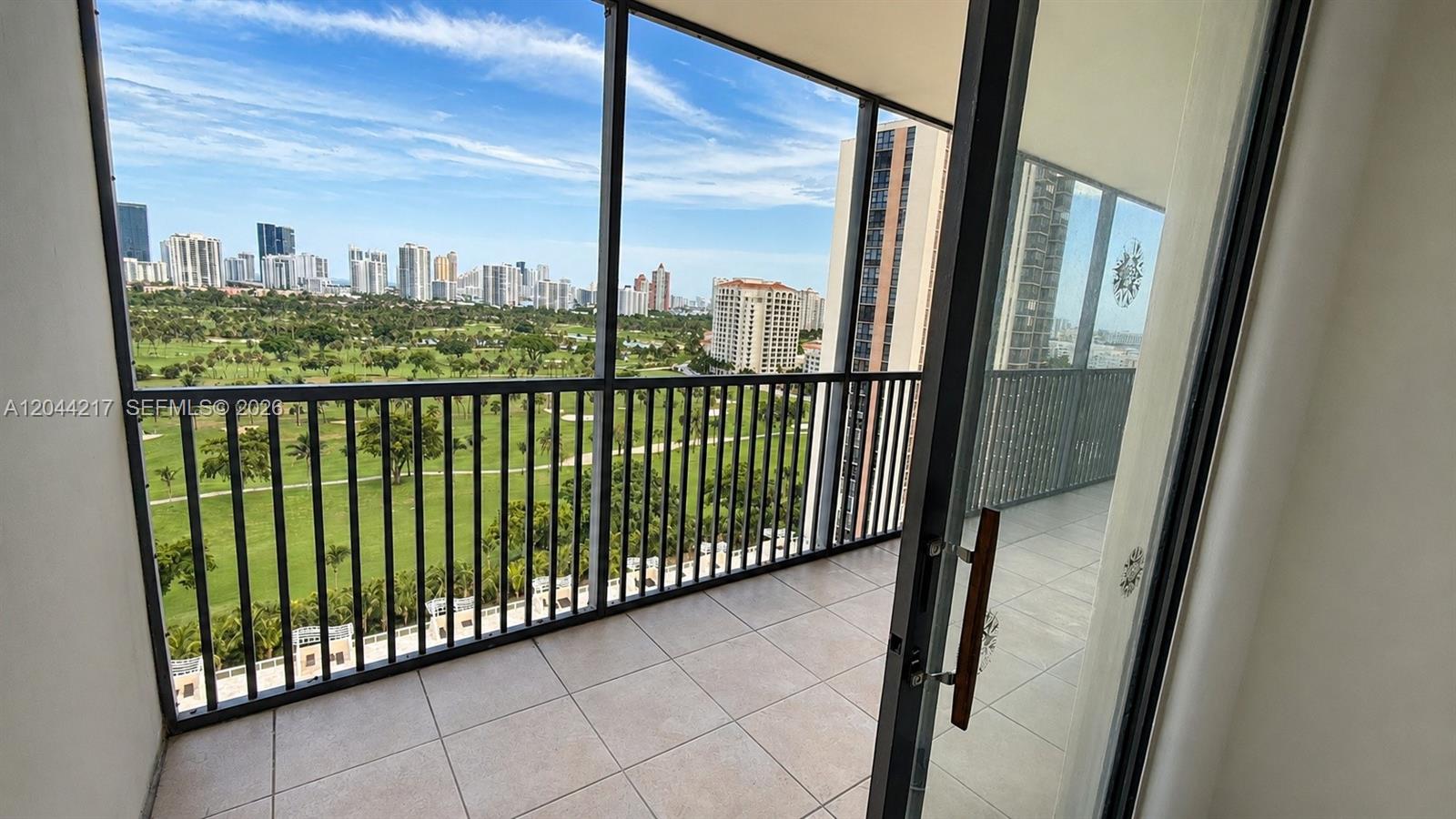 Photo of 20301 Country Club Dr  #1826, Aventura, Florida, 33180 - 