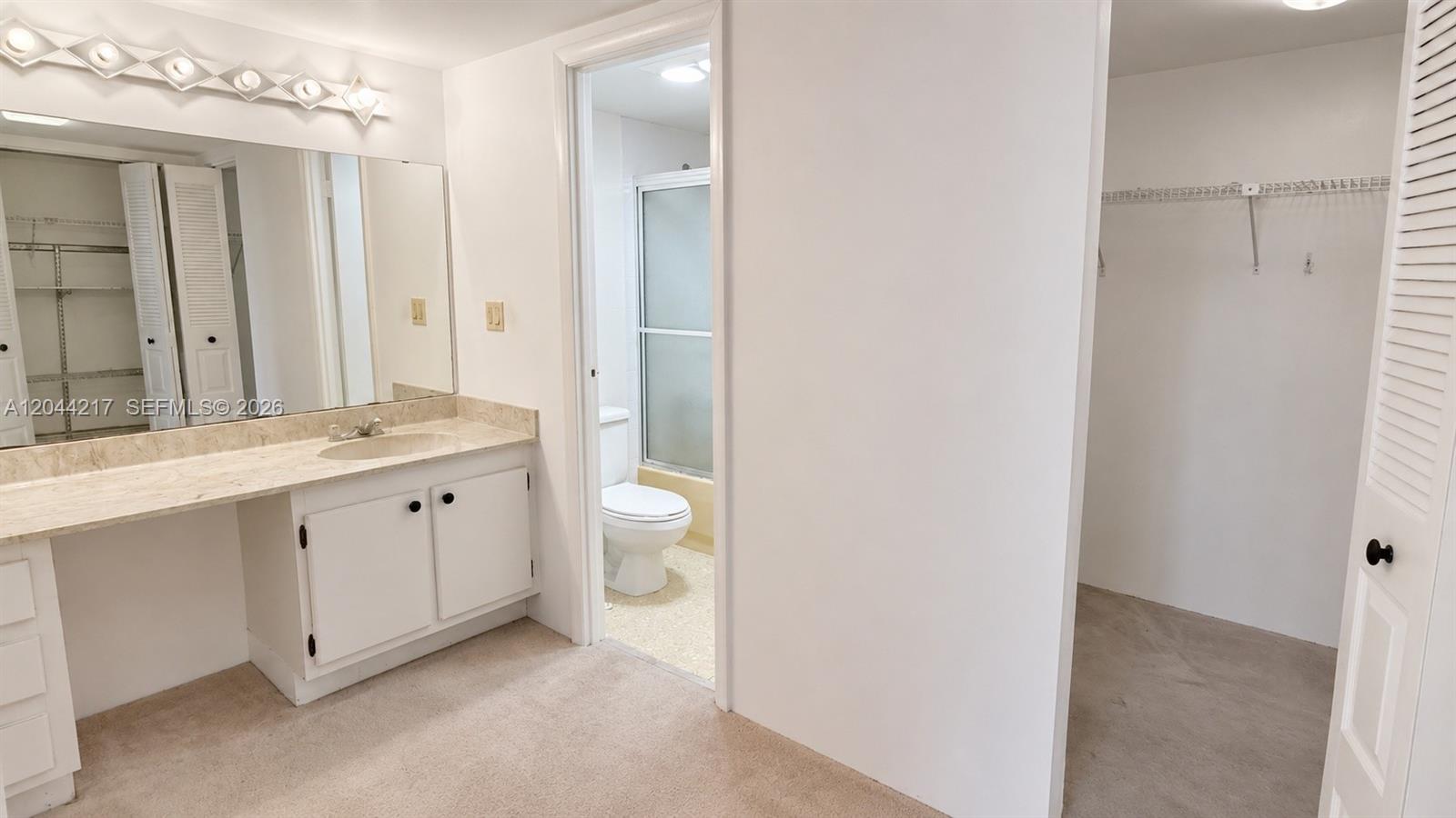 Photo of 20301 Country Club Dr  #1826, Aventura, Florida, 33180 - 