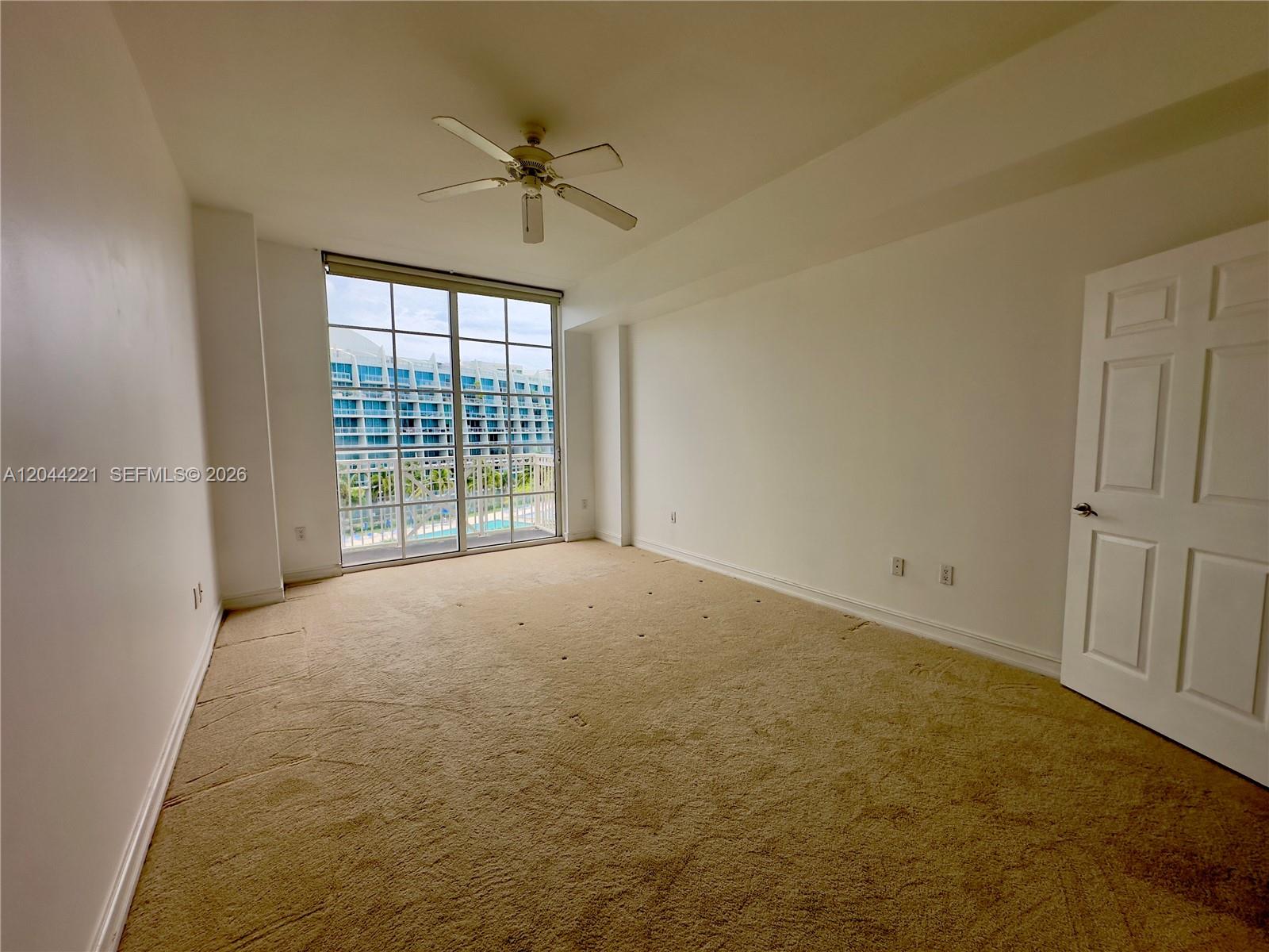 Photo of 3001 185th St  #515, Aventura, Florida, 33180 - 