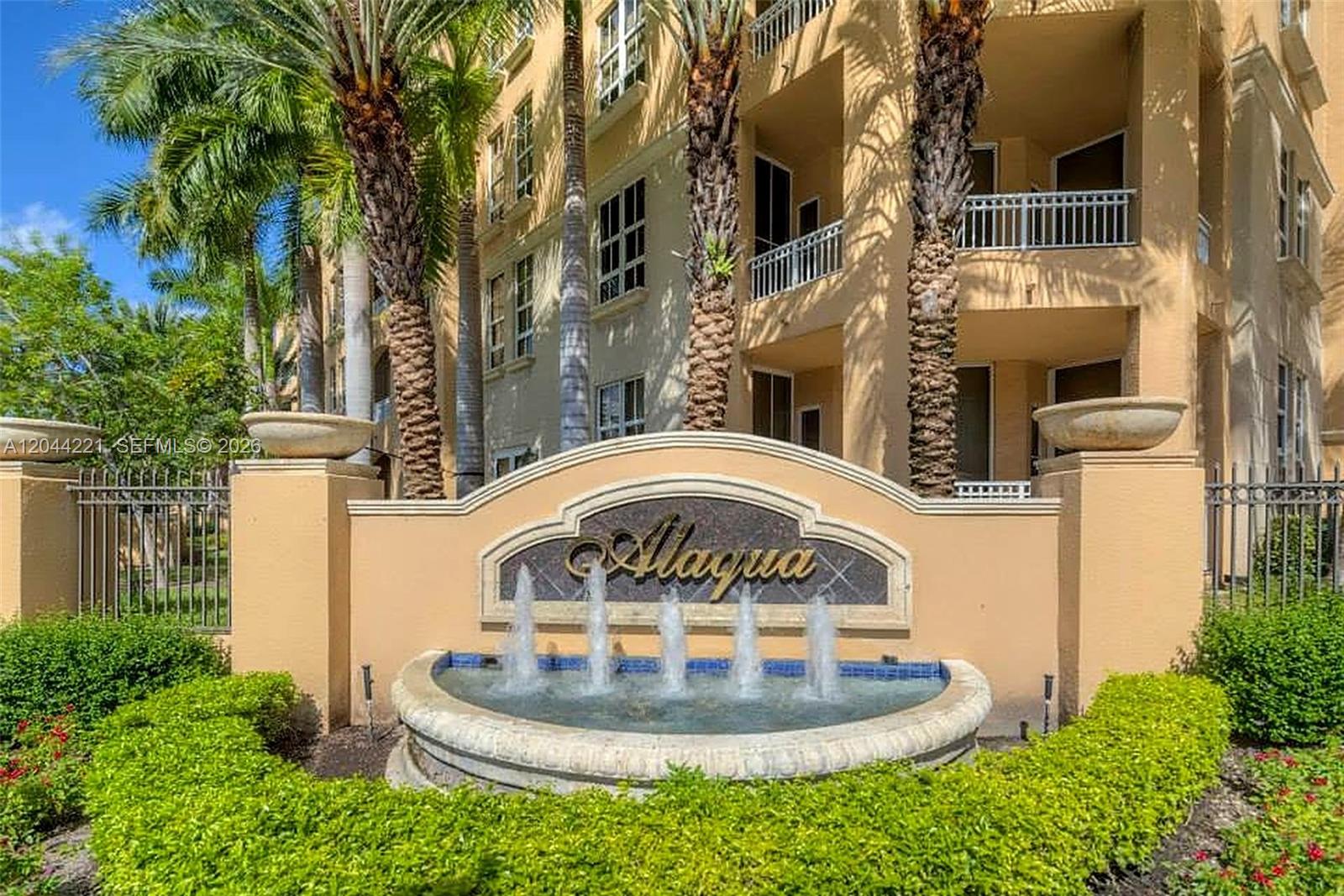 Photo of 3001 185th St  #515, Aventura, Florida, 33180 - 