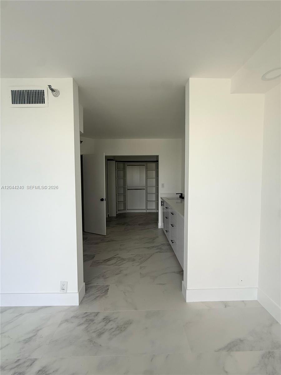 Photo of 19101 36th Ct  #1005, Aventura, Florida, 33180 - 