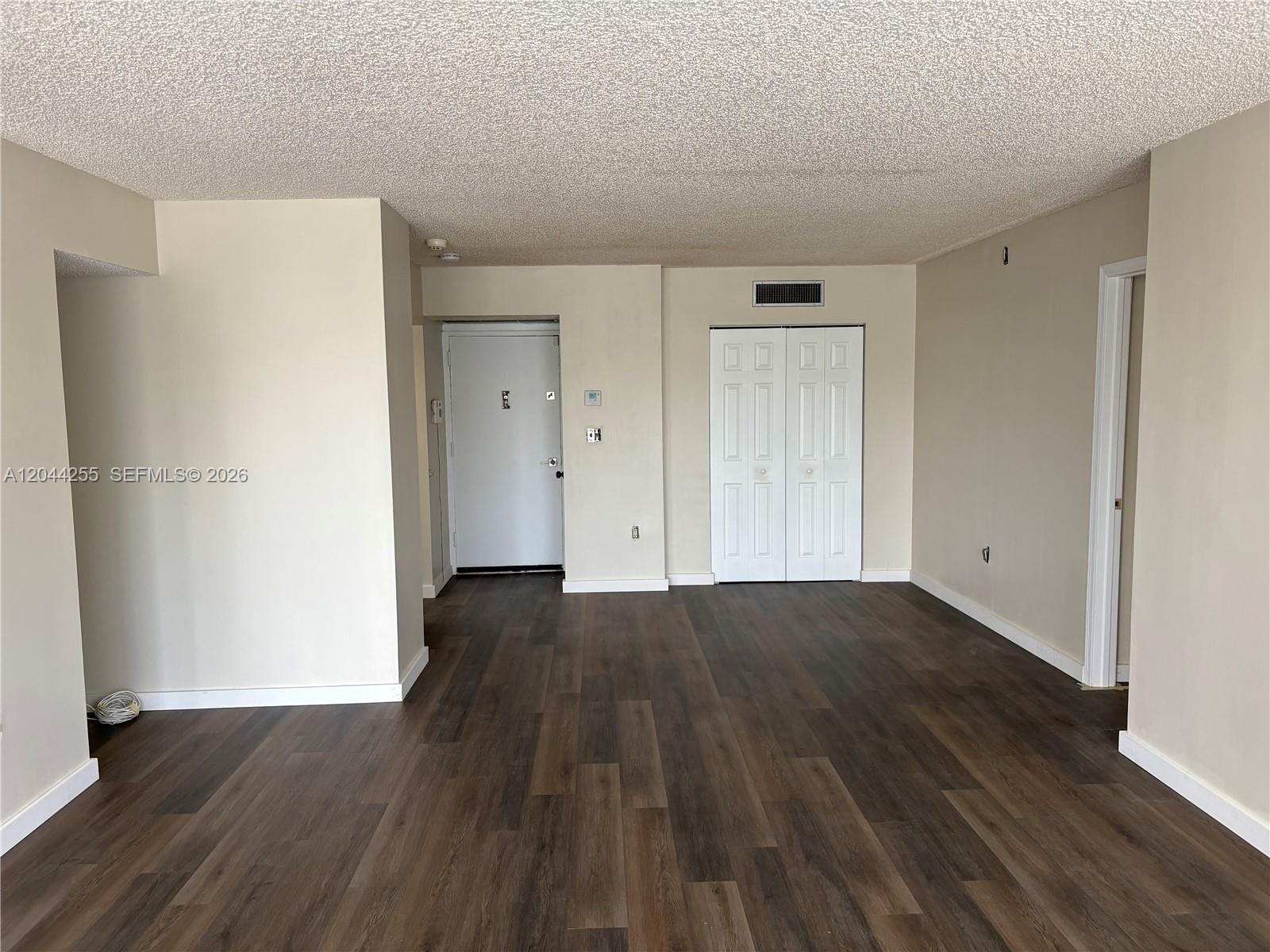 Photo of 3701 Country Club Dr  #207, Aventura, Florida, 33180 - 