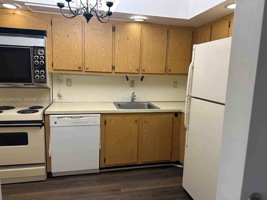 Photo of 3701 Country Club Dr  #207, Aventura, Florida, 33180 - 