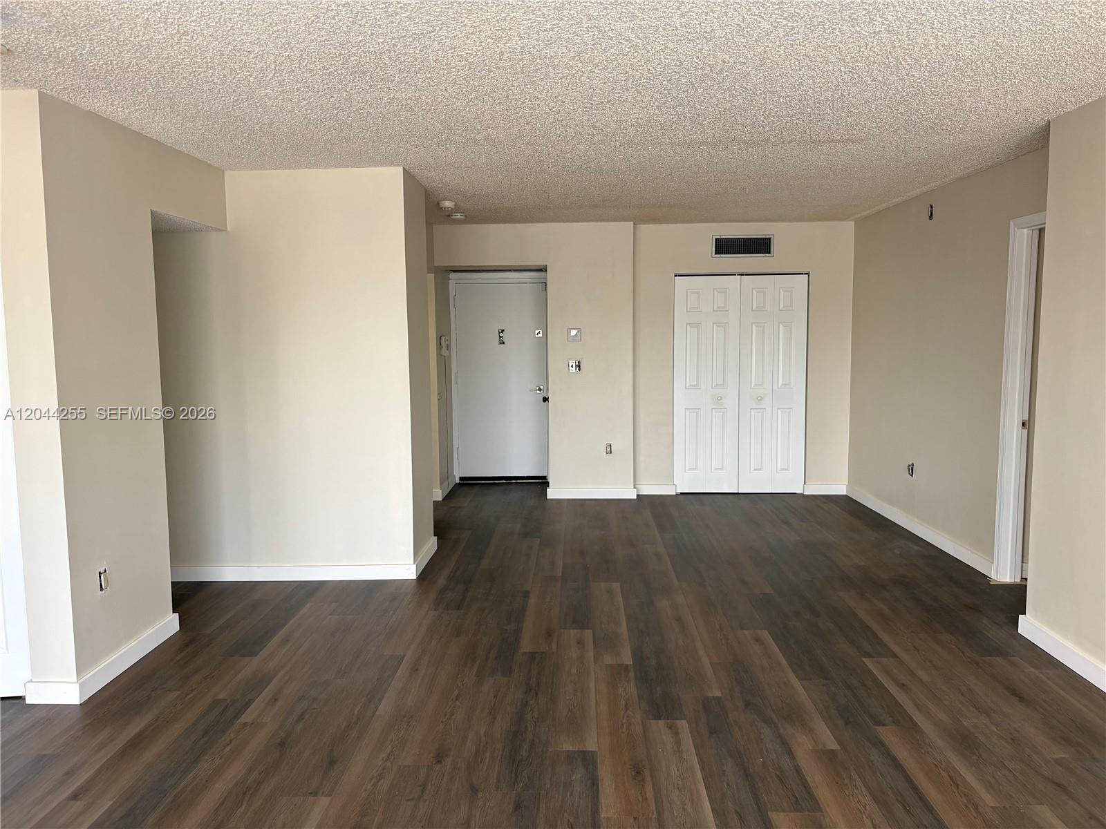 Photo of 3701 Country Club Dr  #207, Aventura, Florida, 33180 - 