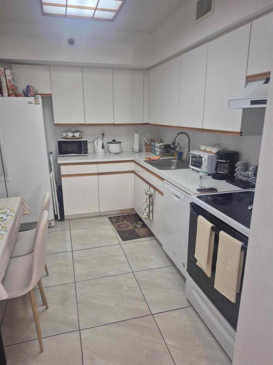 Photo of 3600 Mystic Pointe  #1202, Aventura, Florida, 33180 - 1000173563
