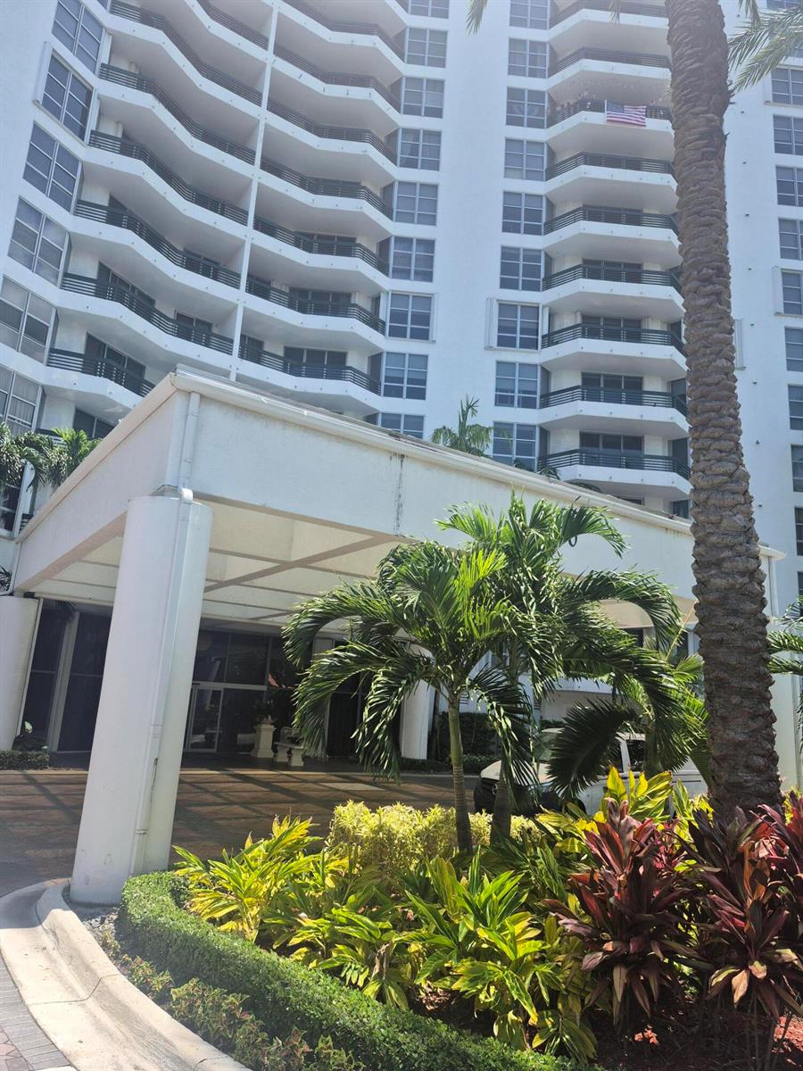 Photo of 3600 Mystic Pointe  #1202, Aventura, Florida, 33180 - 1000173571