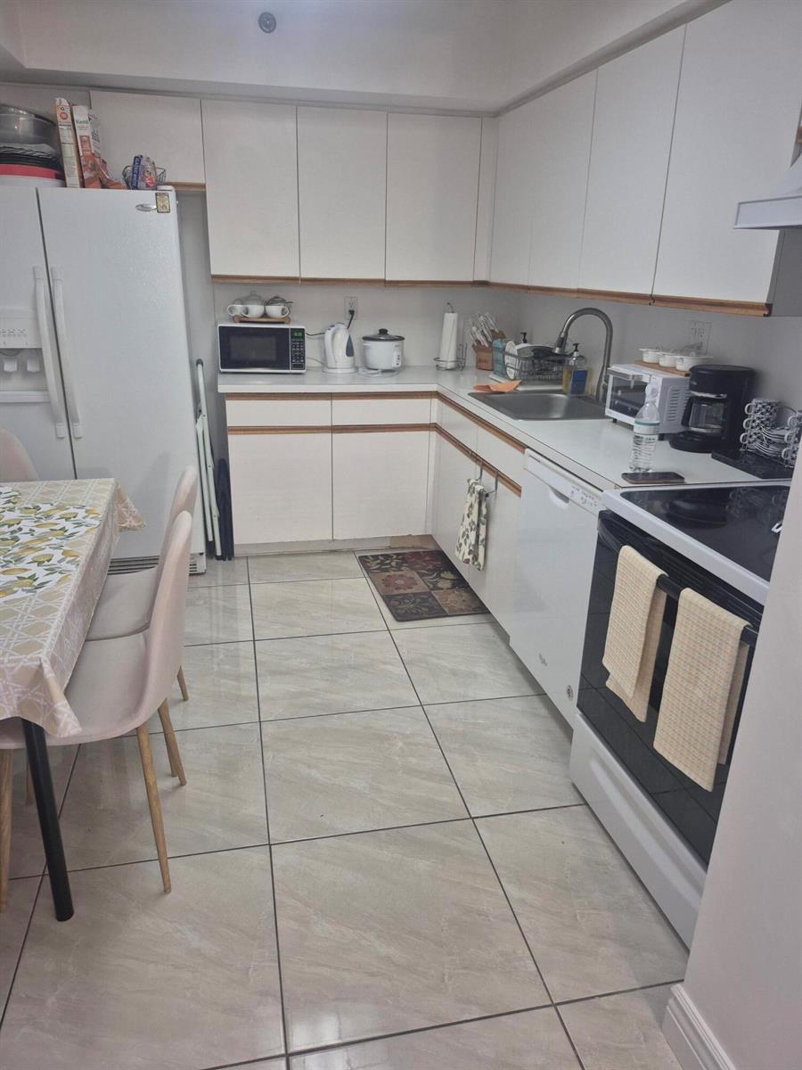 Photo of 3600 Mystic Pointe  #1202, Aventura, Florida, 33180 - 1000173565